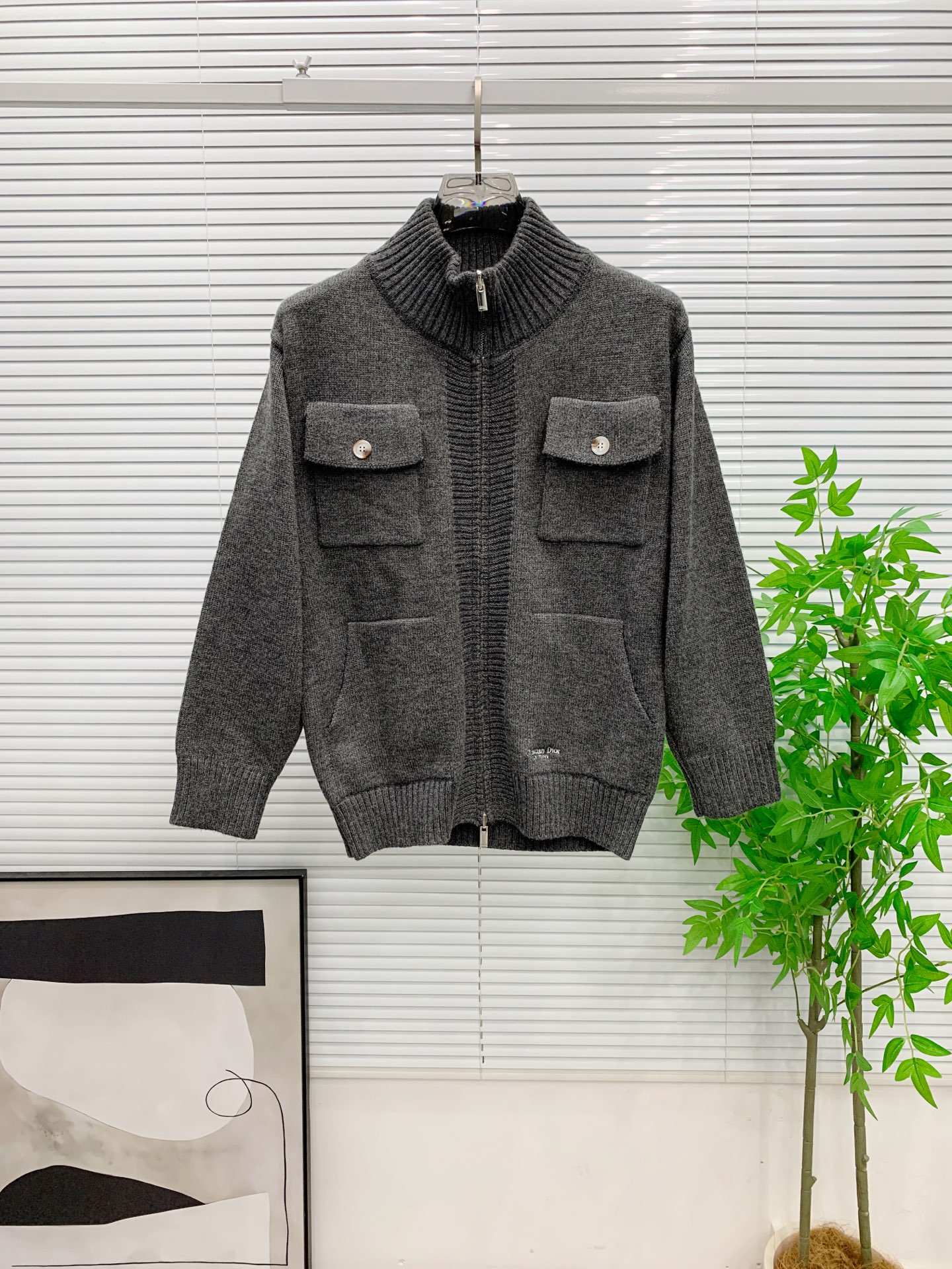 P迪奥2025【新品】秋冬新款针织羊毛开衫 高品质意大利进口羊毛混纺面料，高密度针织，时尚百搭毛衣，帅气