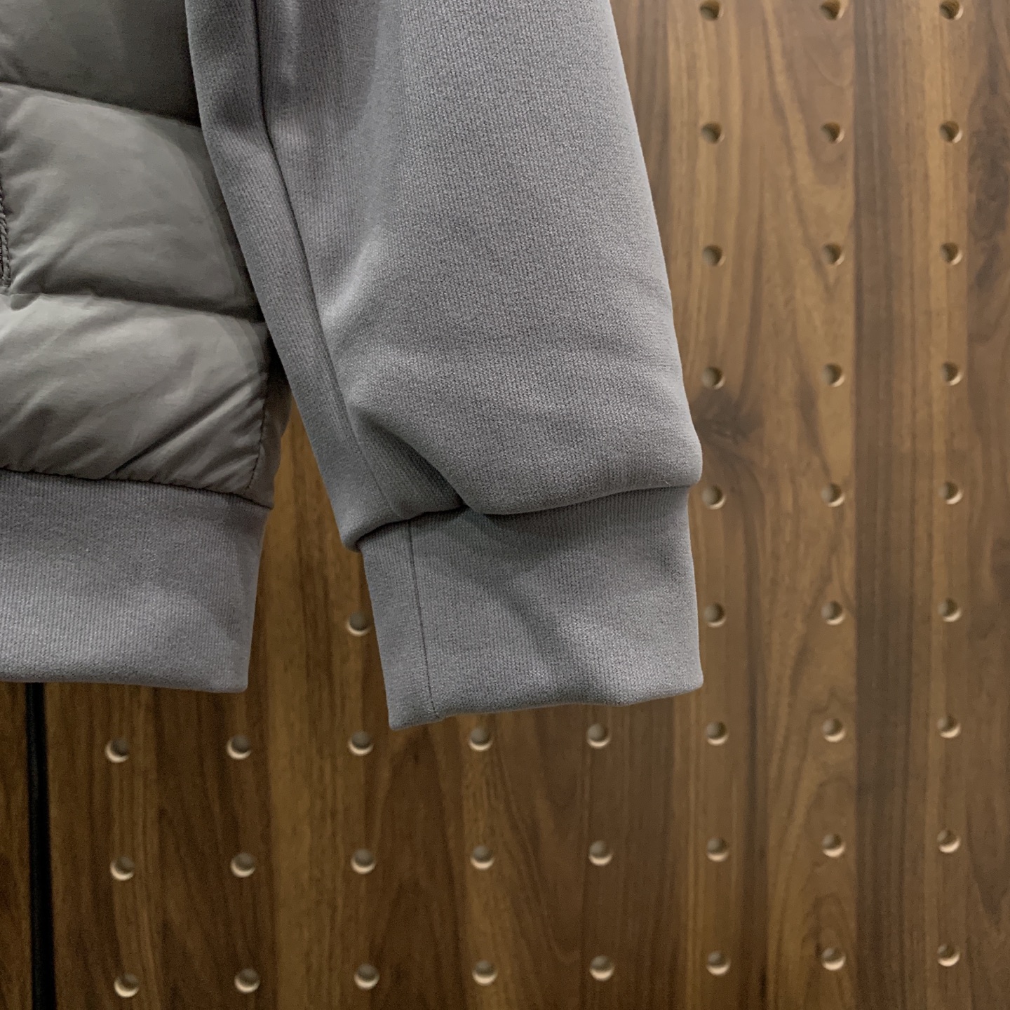 P蒙口25ss秋冬新款🆕鹅绒羽绒服原版1:1订制五金配件全进口原版定制 欢迎专柜对比 绝对的高品质 采用