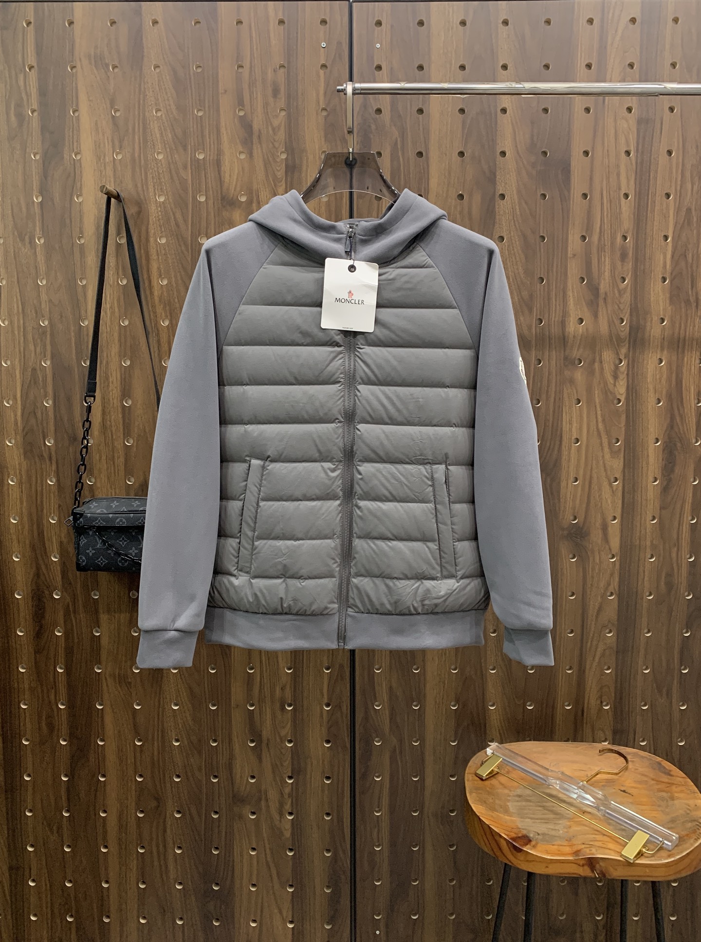 P蒙口25ss秋冬新款🆕鹅绒羽绒服原版1:1订制五金配件全进口原版定制 欢迎专柜对比 绝对的高品质 采用