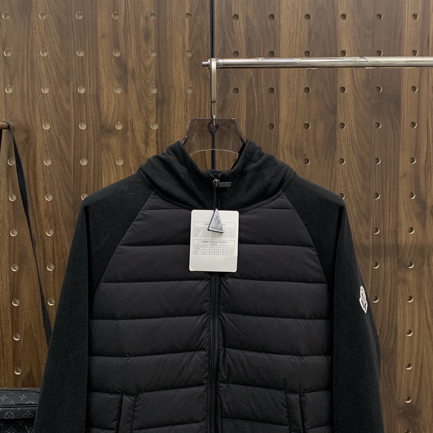 P蒙口25ss秋冬新款🆕鹅绒羽绒服原版1:1订制五金配件全进口原版定制 欢迎专柜对比 绝对的高品质 采用