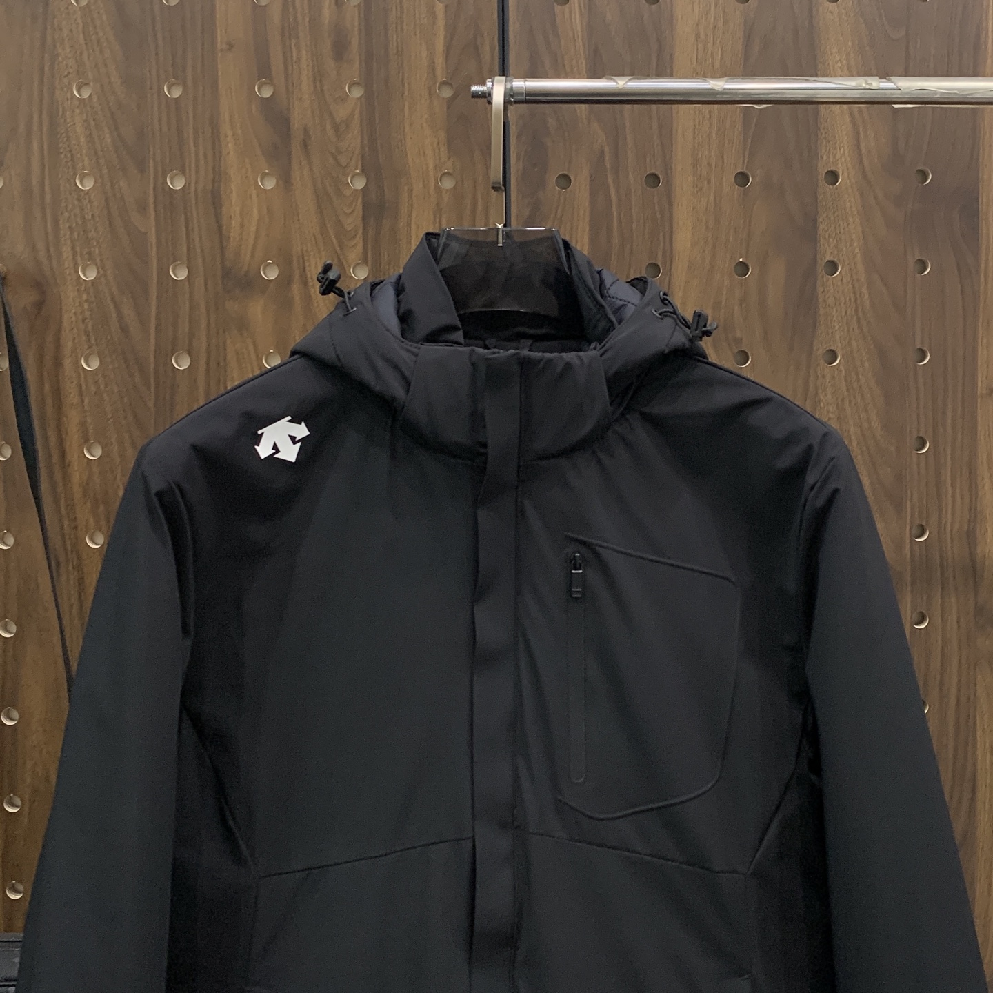 P迪桑特棉服25ss早秋【新品】秋冬专柜新款休闲棉服外套！超前卫设计风格 细腻舒适 穿着非常轻便不易起皱