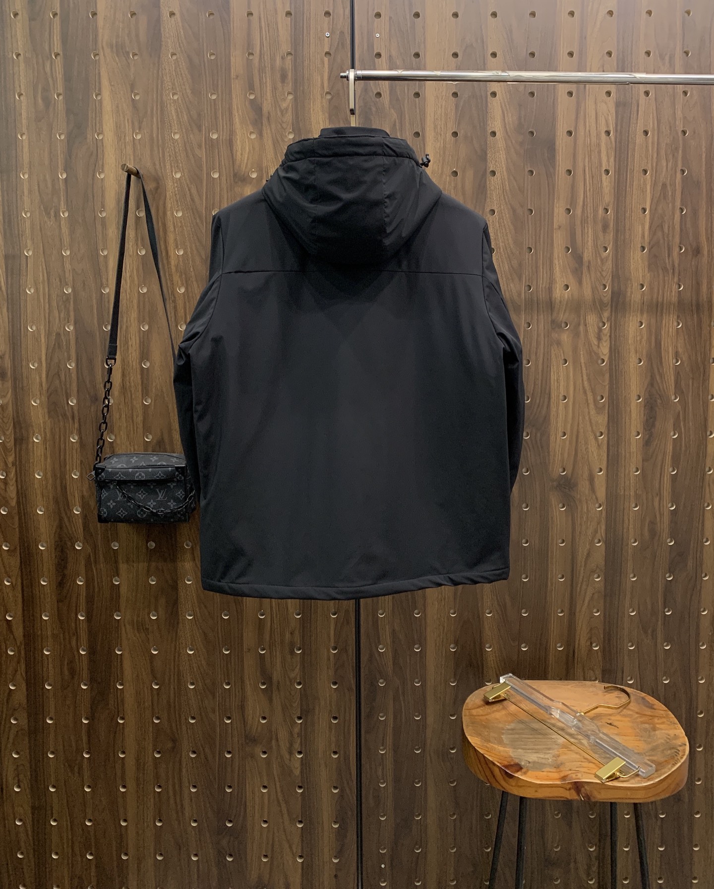 P迪桑特棉服25ss早秋【新品】秋冬专柜新款休闲棉服外套！超前卫设计风格 细腻舒适 穿着非常轻便不易起皱