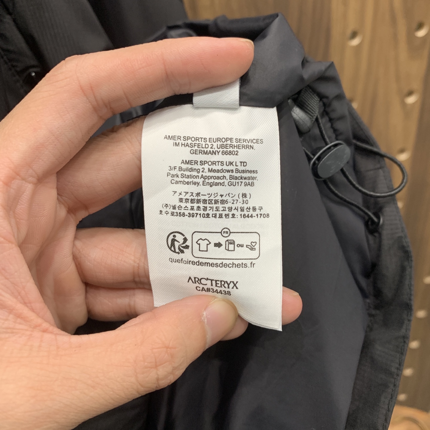 P始祖鸟棉服25ss早秋【新品】秋冬专柜新款休闲棉服外套！超前卫设计风格 细腻舒适 穿着非常轻便不易起皱