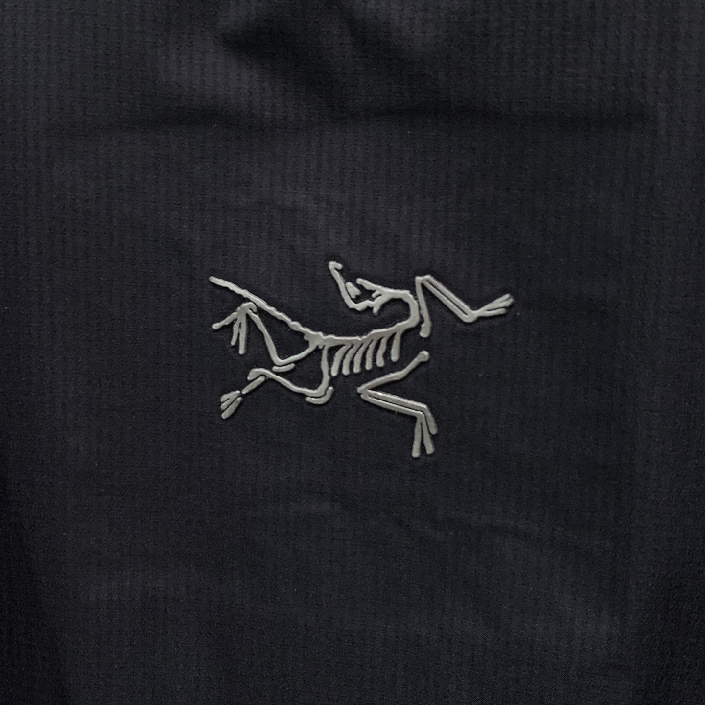 P始祖鸟棉服25ss早秋【新品】秋冬专柜新款休闲棉服外套！超前卫设计风格 细腻舒适 穿着非常轻便不易起皱