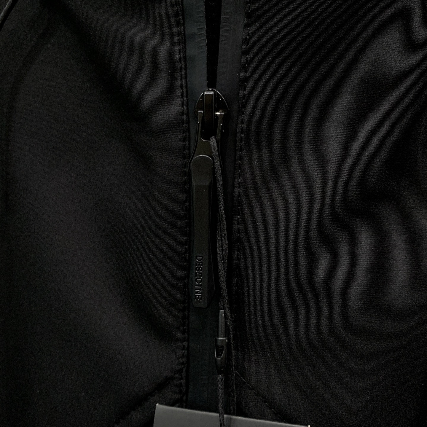 P迪桑特棉服25ss早秋【新品】秋冬专柜新款休闲棉服外套！超前卫设计风格 细腻舒适 穿着非常轻便不易起皱