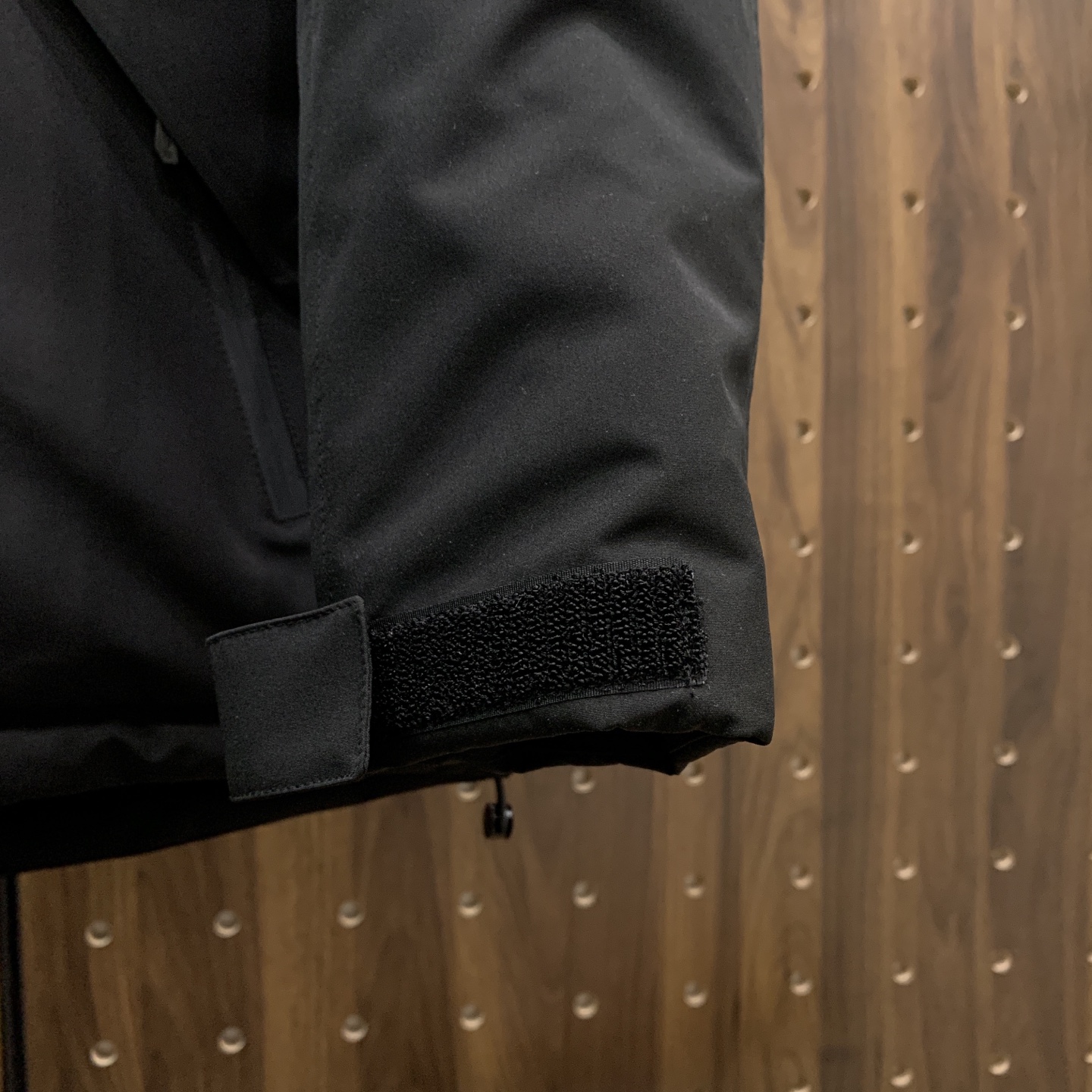 P迪桑特棉服25ss早秋【新品】秋冬专柜新款休闲棉服外套！超前卫设计风格 细腻舒适 穿着非常轻便不易起皱