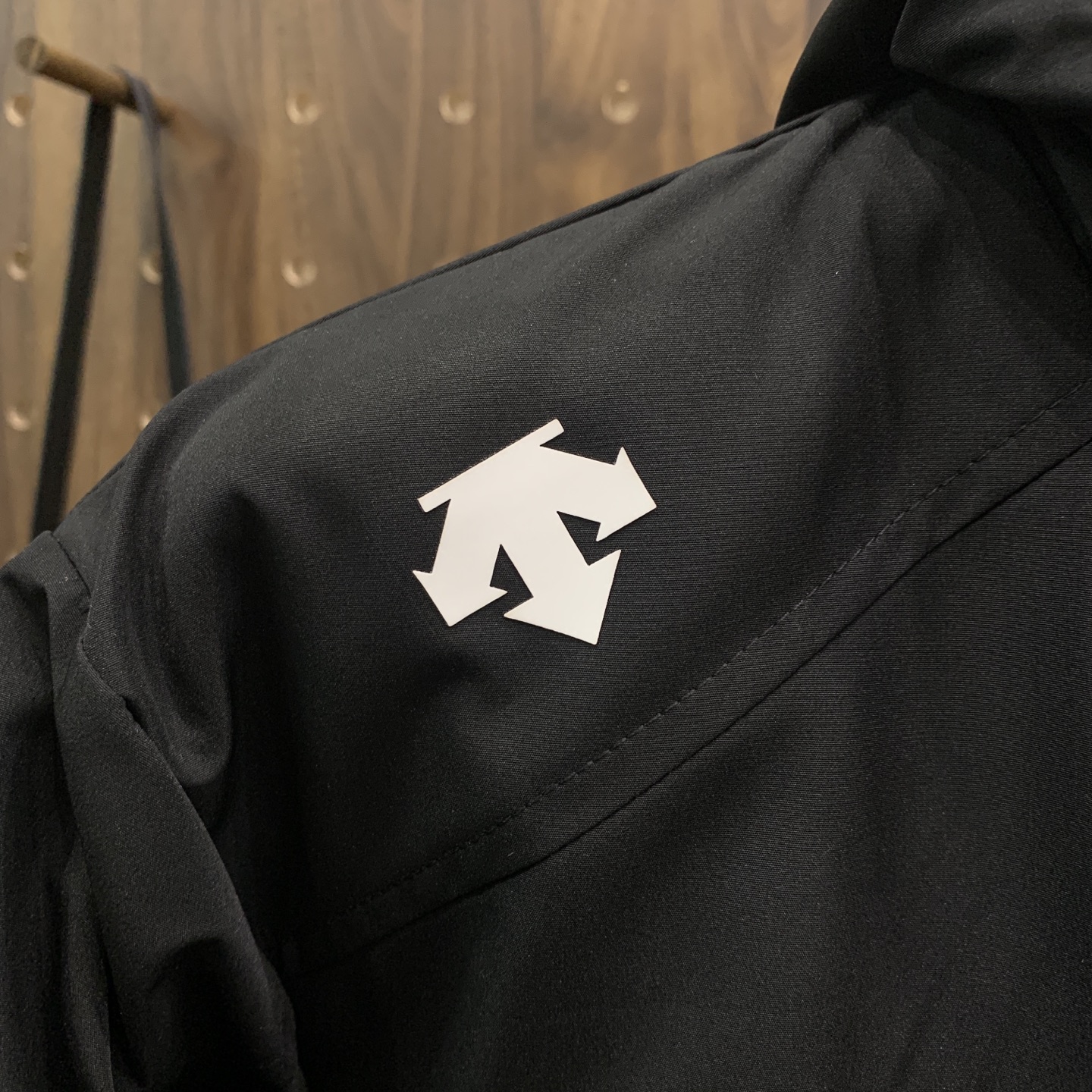 P迪桑特棉服25ss早秋【新品】秋冬专柜新款休闲棉服外套！超前卫设计风格 细腻舒适 穿着非常轻便不易起皱