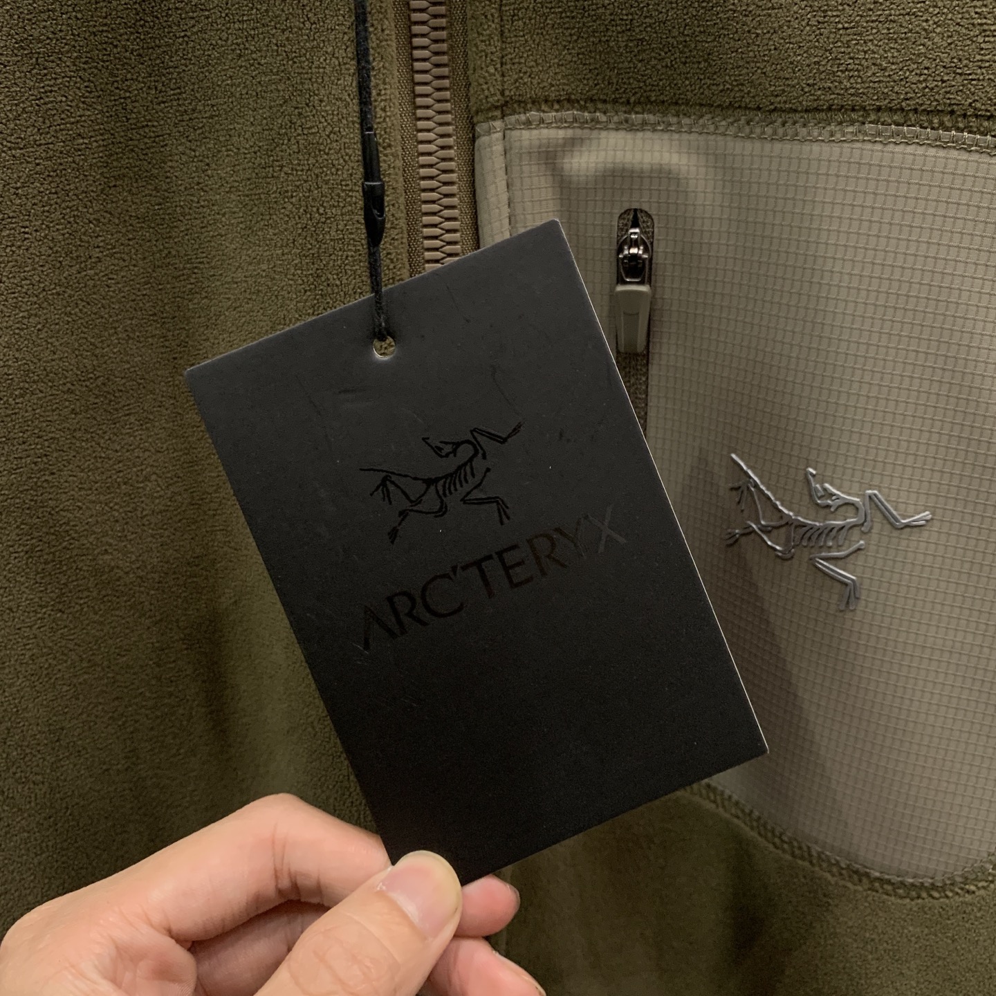 P始祖鸟摇粒绒外套25ss早秋【新品】秋冬专柜新款休闲外套！超前卫设计风格 细腻舒适 穿着非常轻便不易起