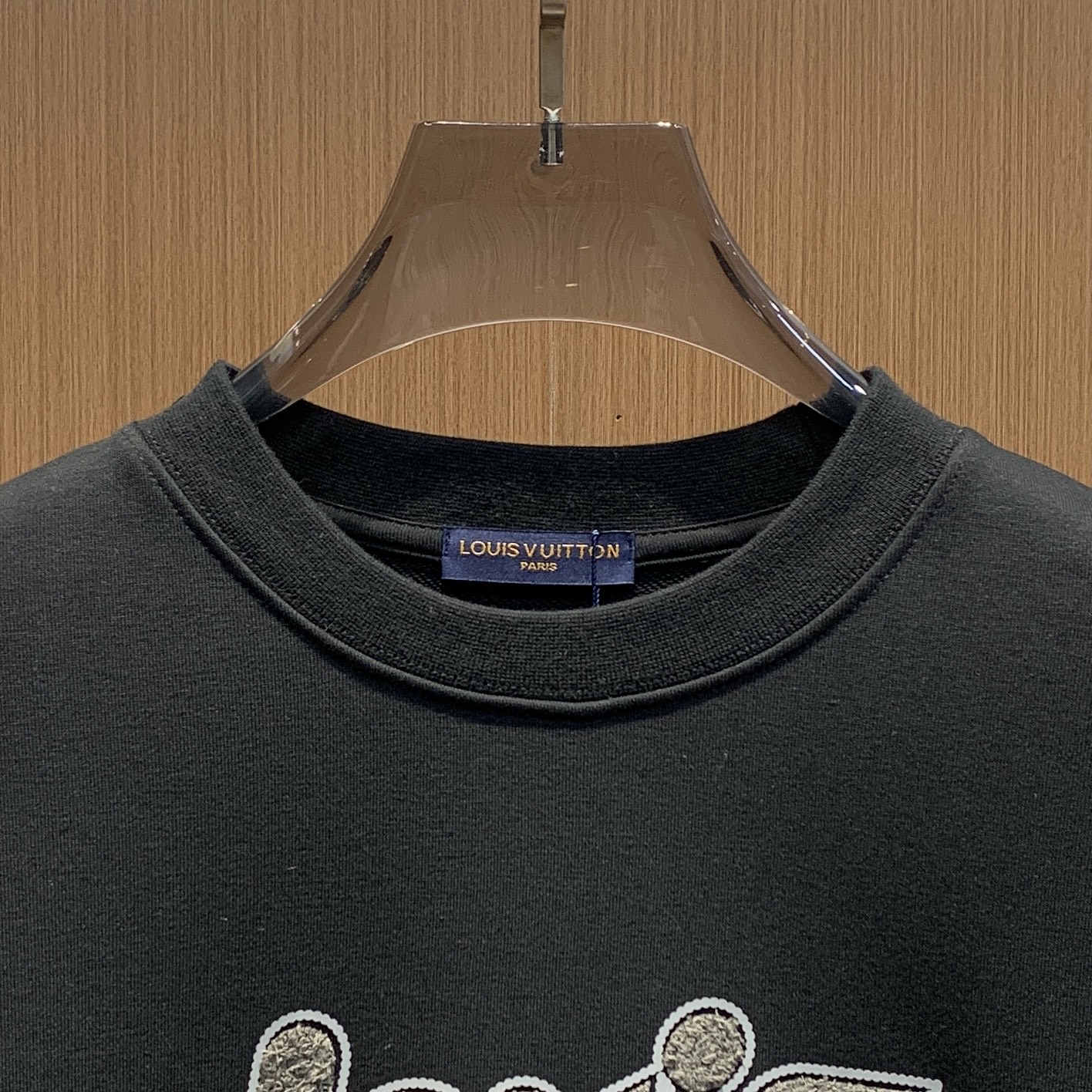 🌾 LV 25SS【新品】最新最顶级版本精美工艺圆领卫衣，最顶级的品质专柜原单套头衫，顶级制作工艺进口面