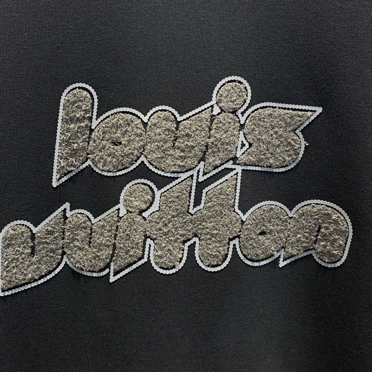 🌾 LV 25SS【新品】最新最顶级版本精美工艺圆领卫衣，最顶级的品质专柜原单套头衫，顶级制作工艺进口面