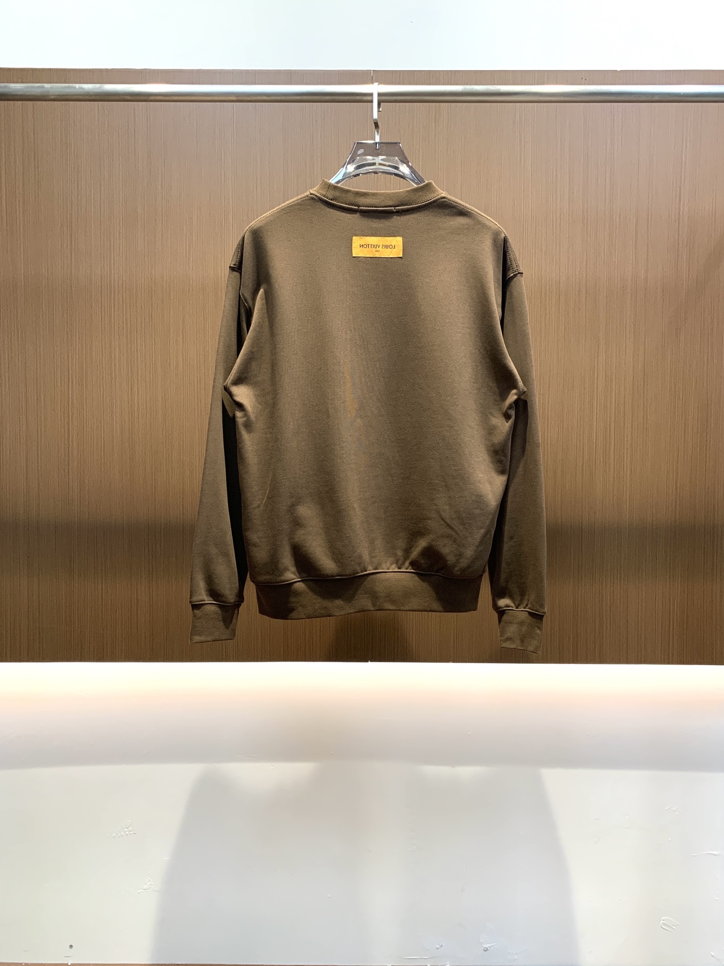 🌾 LV 25SS【新品】最新最顶级版本精美工艺圆领卫衣，最顶级的品质专柜原单套头衫，顶级制作工艺进口面