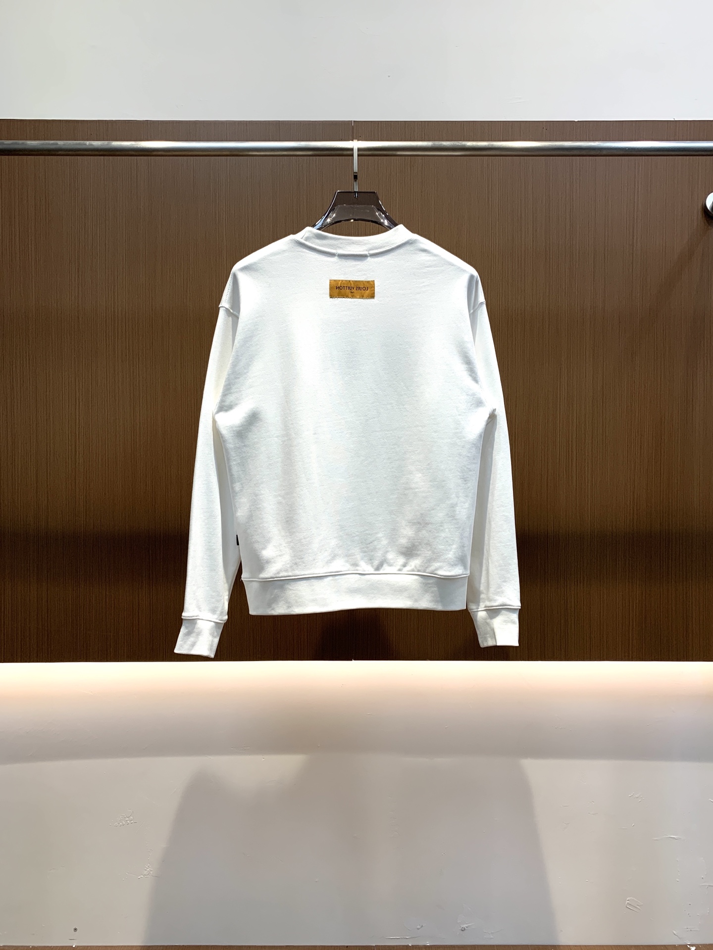 🌾 LV 25SS【新品】最新最顶级版本精美工艺圆领卫衣，最顶级的品质专柜原单套头衫，顶级制作工艺进口面