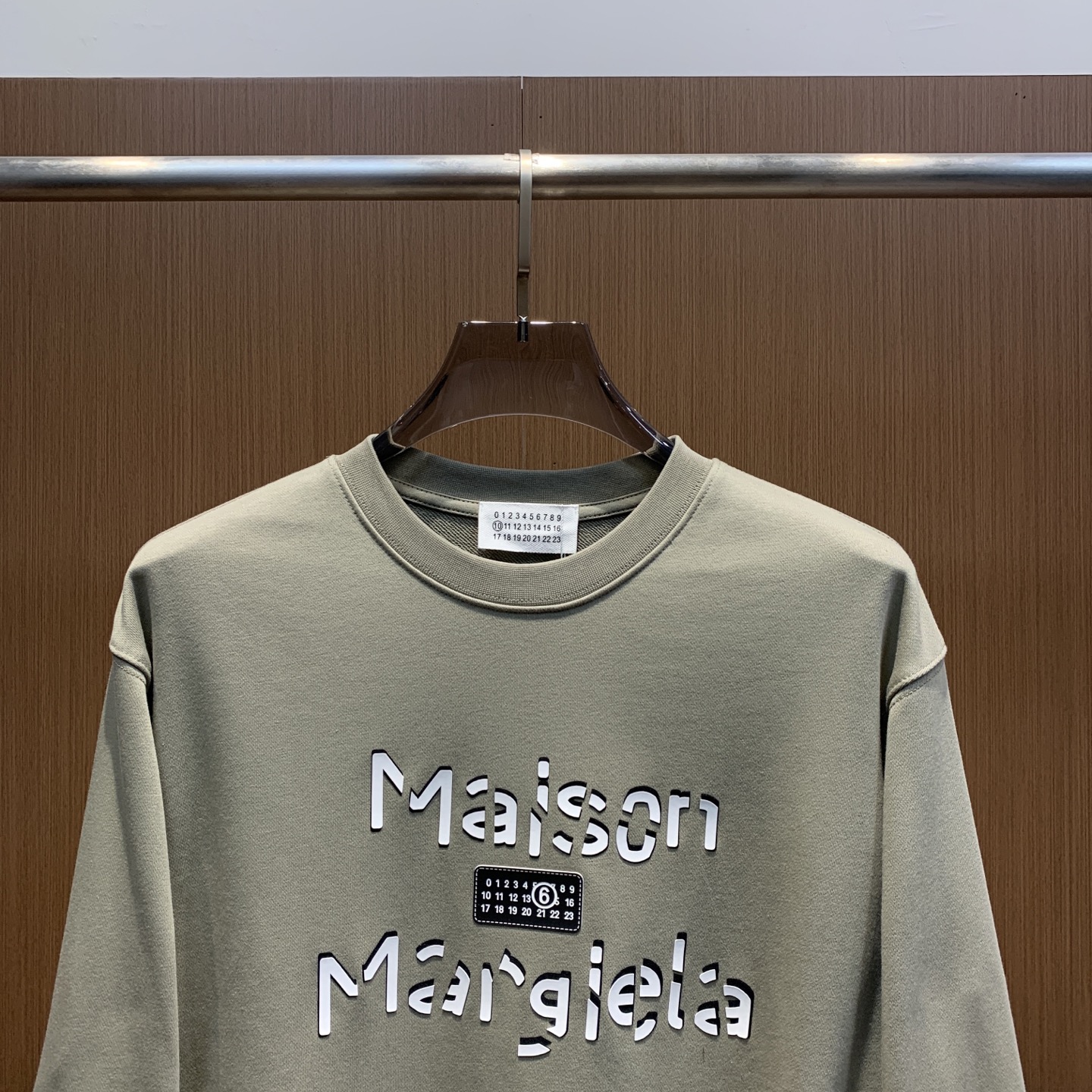 🌾马吉拉25SS【新品】最新最顶级版本精美工艺圆领卫衣，最顶级的品质专柜原单套头衫，顶级制作工艺进口面料