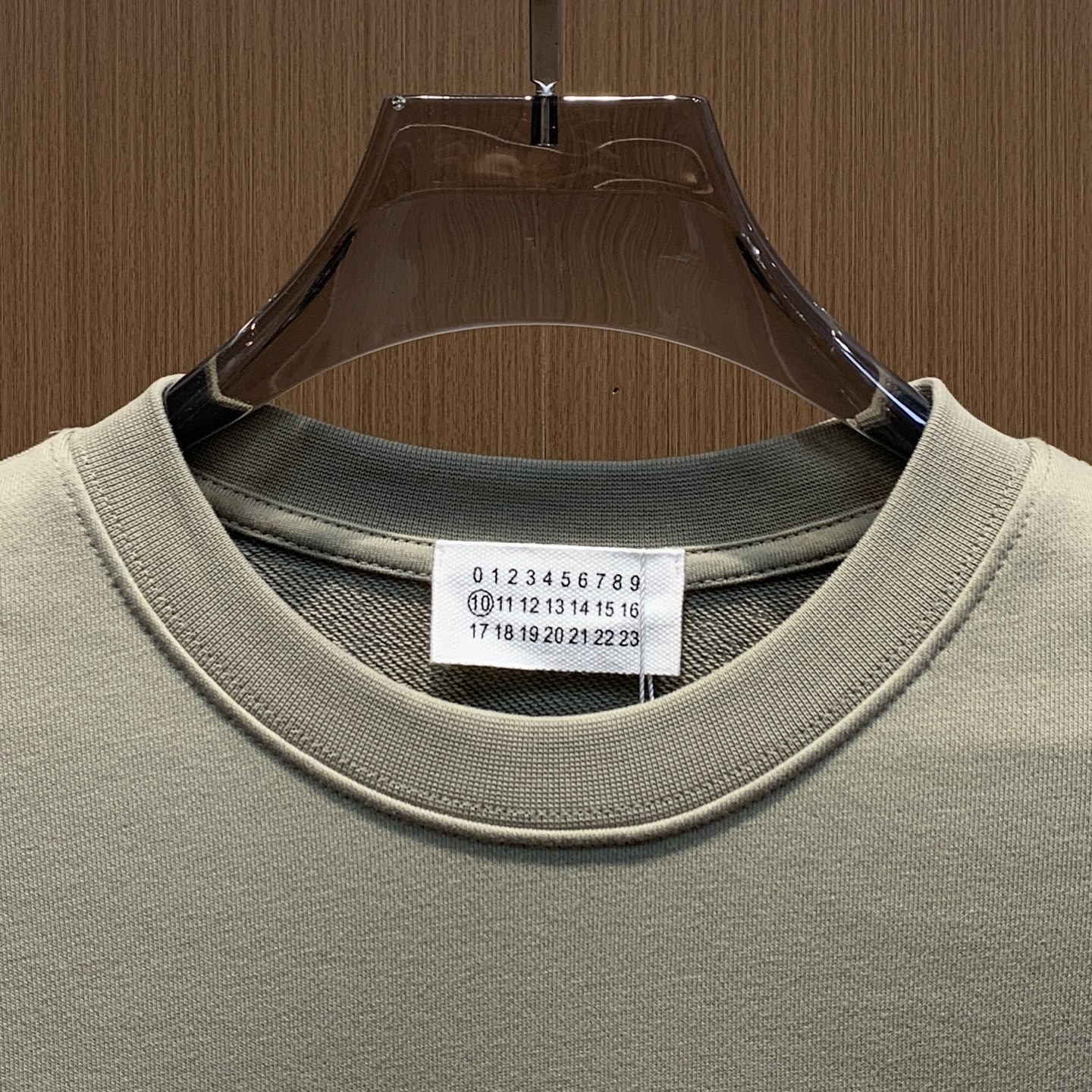 🌾马吉拉25SS【新品】最新最顶级版本精美工艺圆领卫衣，最顶级的品质专柜原单套头衫，顶级制作工艺进口面料