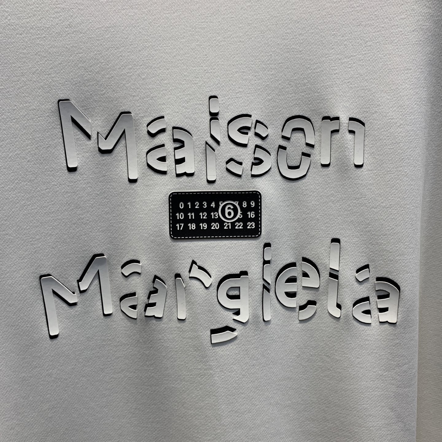 🌾马吉拉25SS【新品】最新最顶级版本精美工艺圆领卫衣，最顶级的品质专柜原单套头衫，顶级制作工艺进口面料