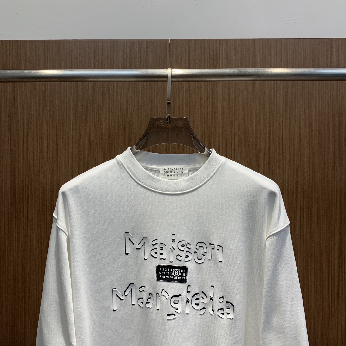 🌾马吉拉25SS【新品】最新最顶级版本精美工艺圆领卫衣，最顶级的品质专柜原单套头衫，顶级制作工艺进口面料