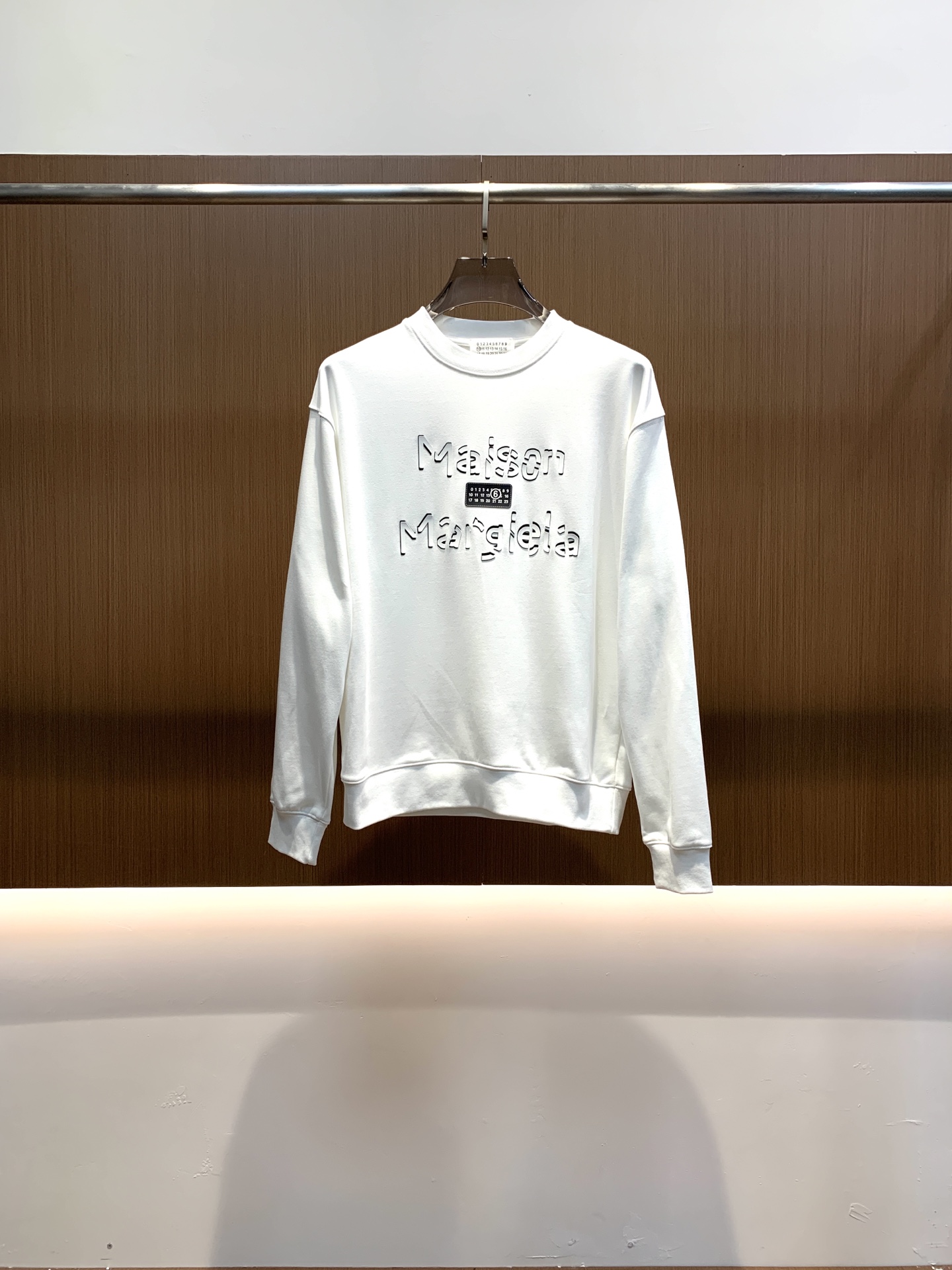 🌾马吉拉25SS【新品】最新最顶级版本精美工艺圆领卫衣，最顶级的品质专柜原单套头衫，顶级制作工艺进口面料