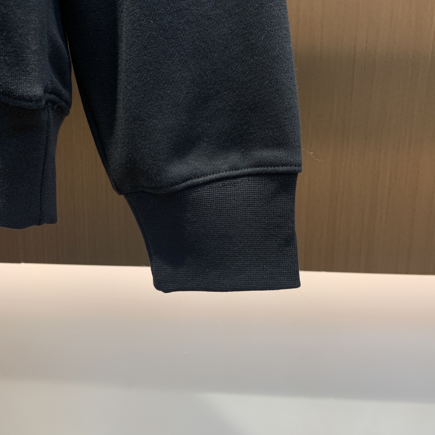 🌾蒙口25SS【新品】最新最顶级版本精美工艺连帽卫衣，最顶级的品质专柜原单套头衫，顶级制作工艺进口面料，