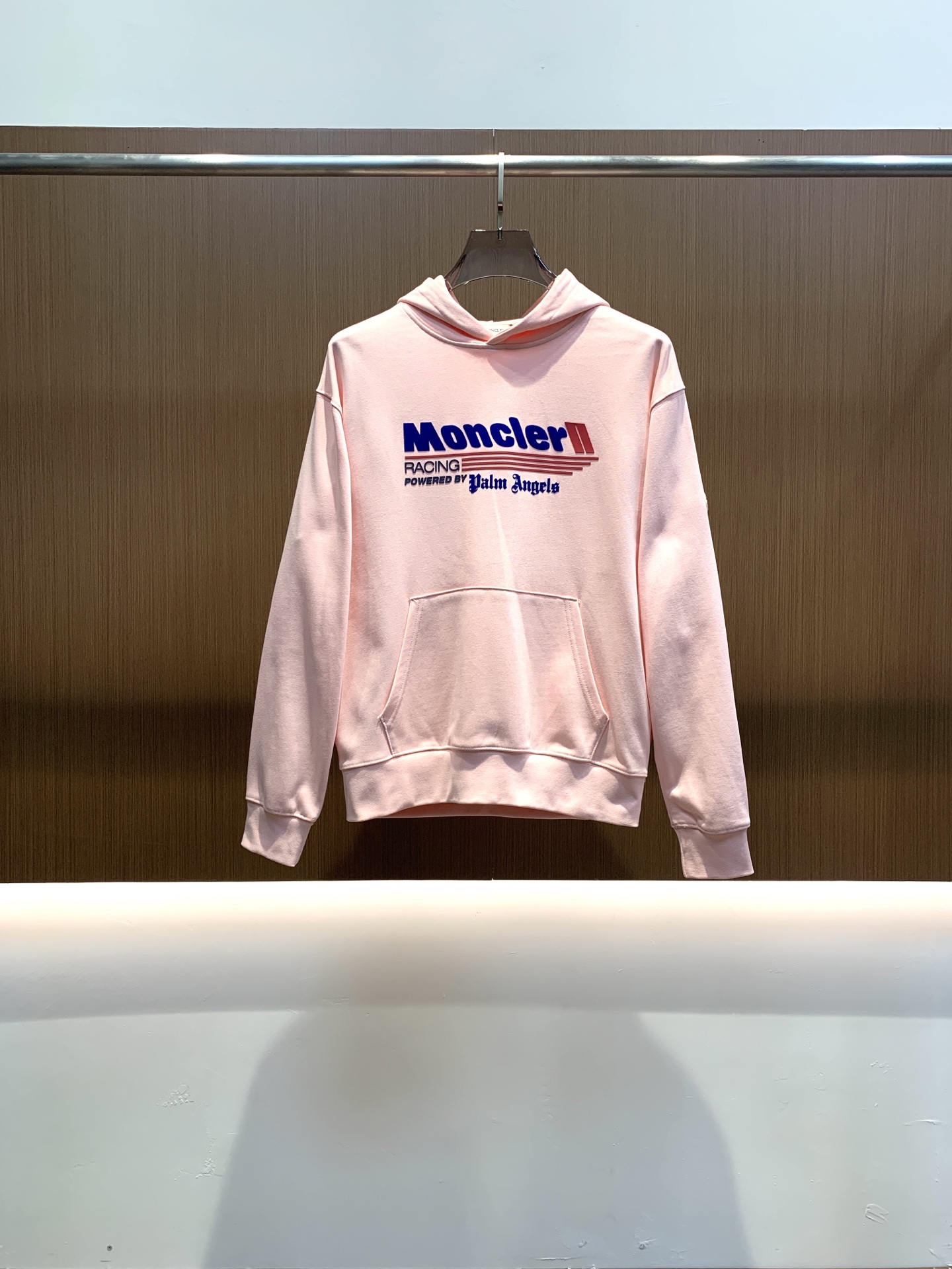 🌾蒙口25SS【新品】最新最顶级版本精美工艺连帽卫衣，最顶级的品质专柜原单套头衫，顶级制作工艺进口面料，