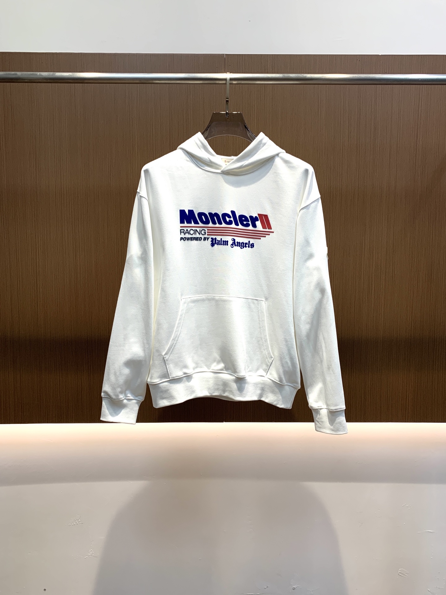 🌾蒙口25SS【新品】最新最顶级版本精美工艺连帽卫衣，最顶级的品质专柜原单套头衫，顶级制作工艺进口面料，