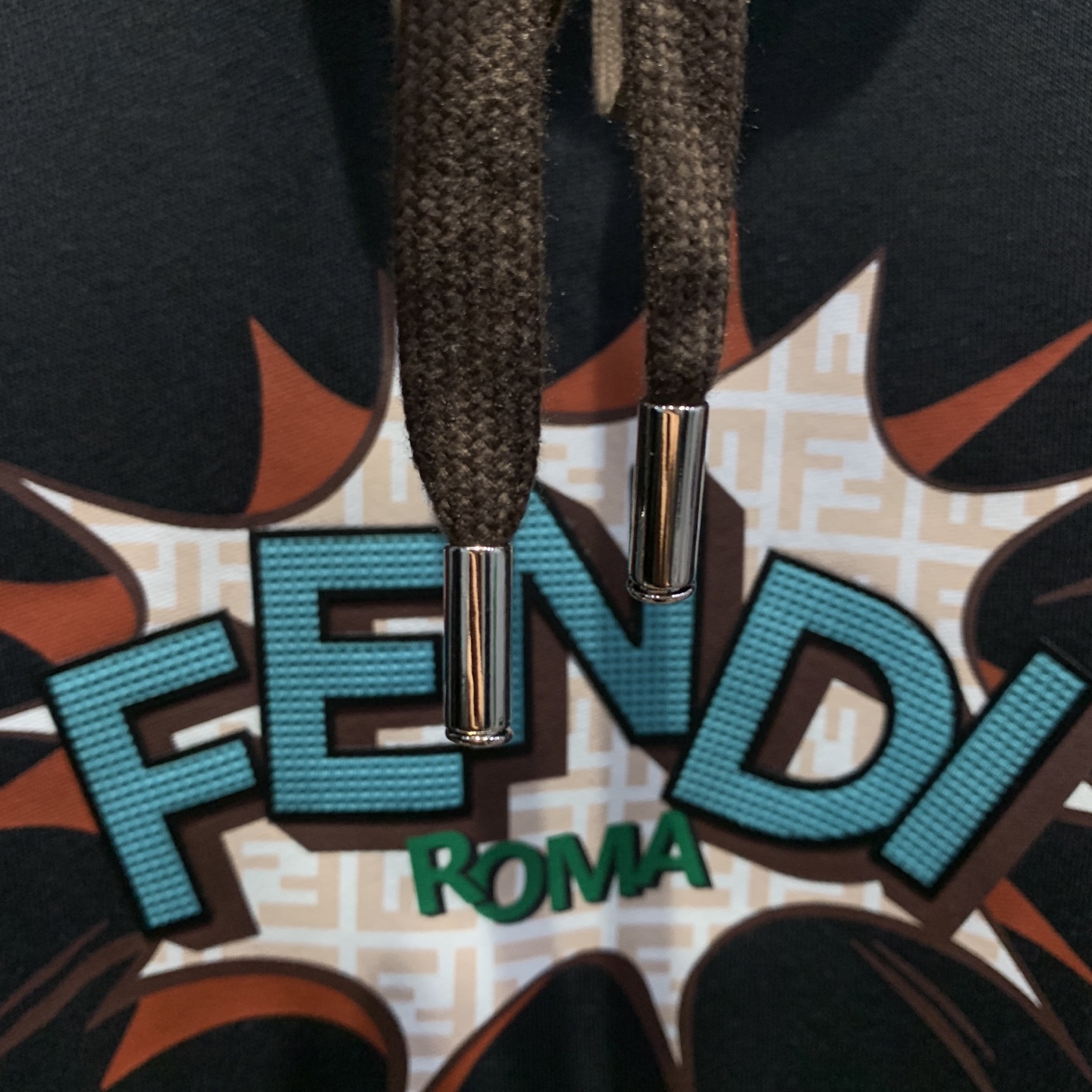 🌾巴宝莉25SS【新品】最新最顶级版本精美工艺连帽卫衣，最顶级的品质专柜原单套头衫，顶级制作工艺进口面料