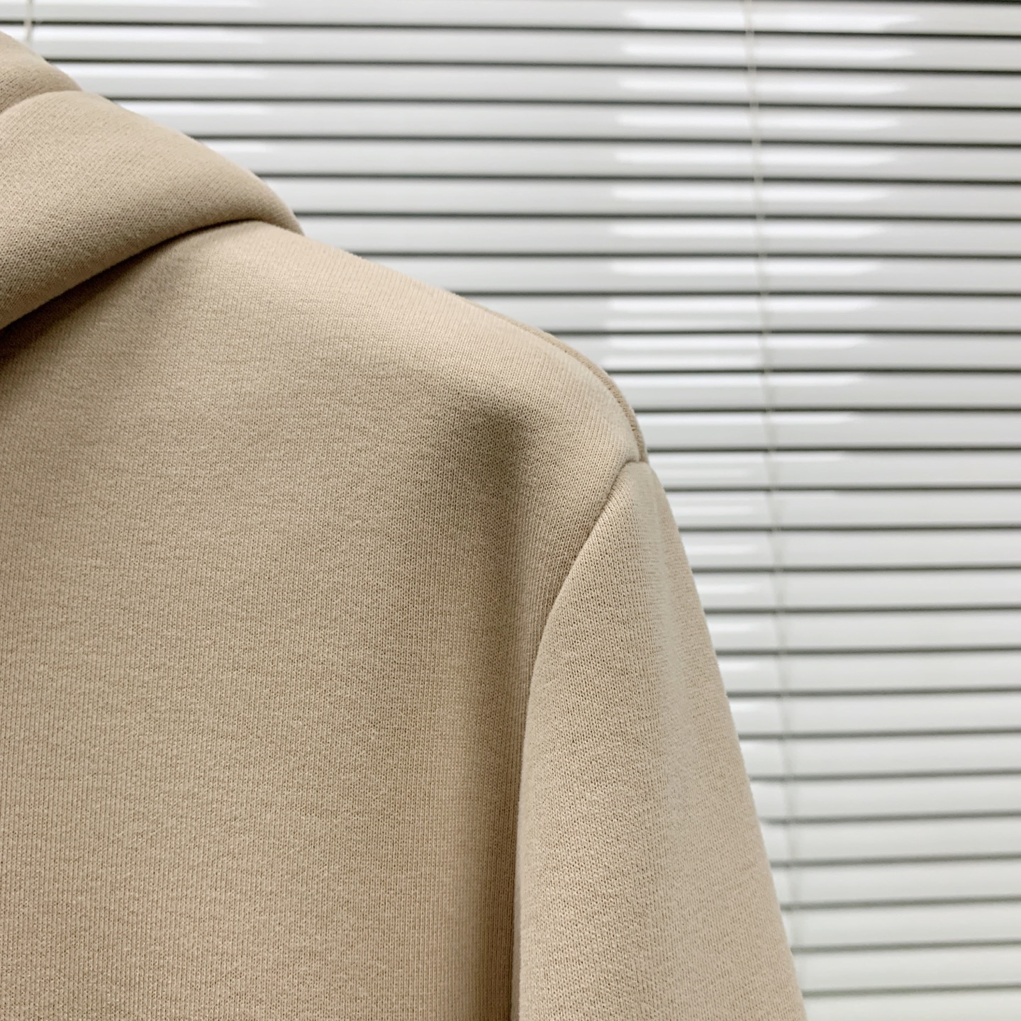 🌾LV 25SS【新品】最新最顶级版本精美工艺连帽卫衣，最顶级的品质专柜原单套头衫，顶级制作工艺进口面料