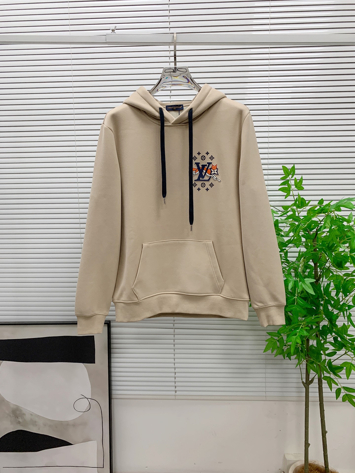 🌾LV 25SS【新品】最新最顶级版本精美工艺连帽卫衣，最顶级的品质专柜原单套头衫，顶级制作工艺进口面料