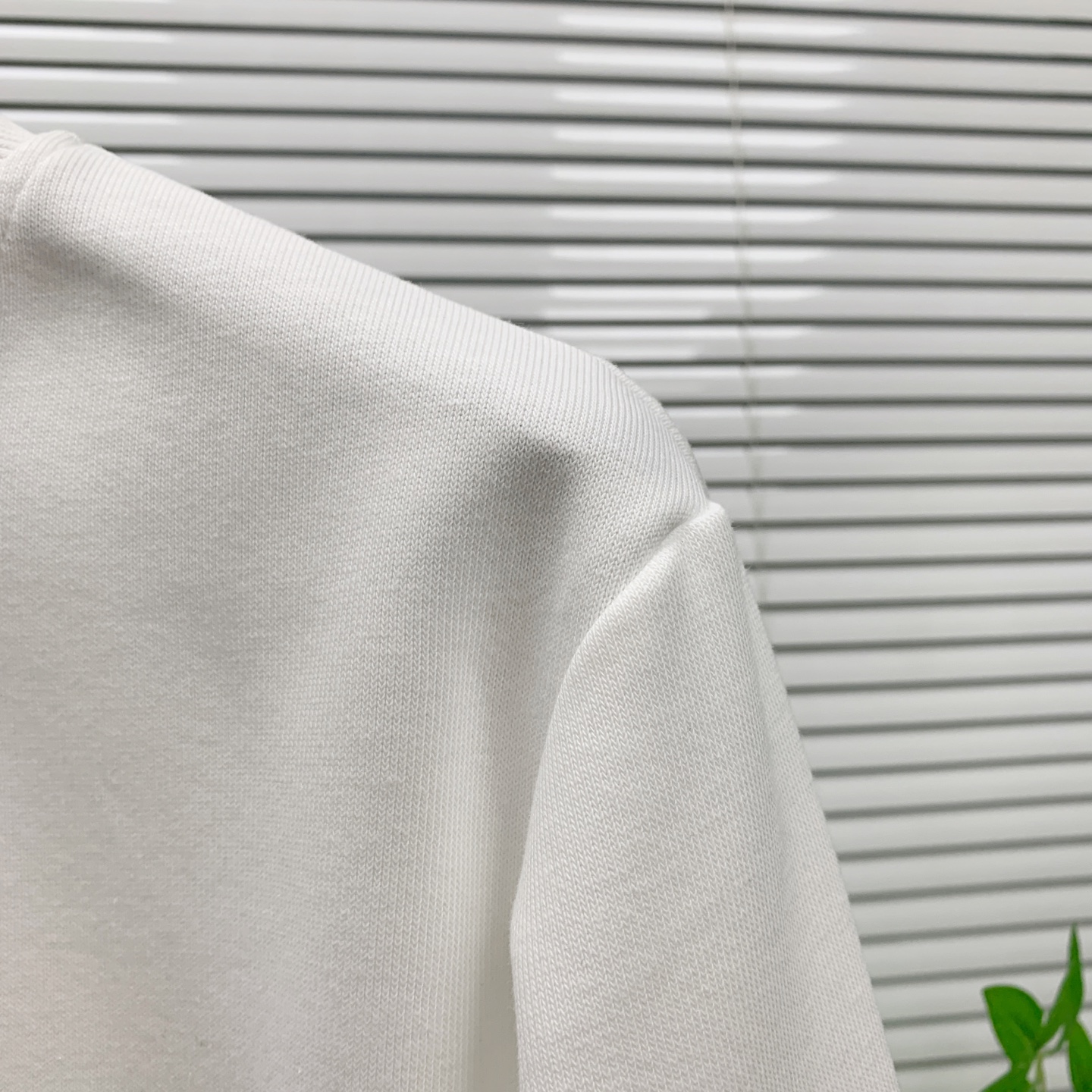 🌾罗意威25SS【新品】最新最顶级版本精美工艺圆领卫衣，最顶级的品质专柜原单套头衫，顶级制作工艺进口面料