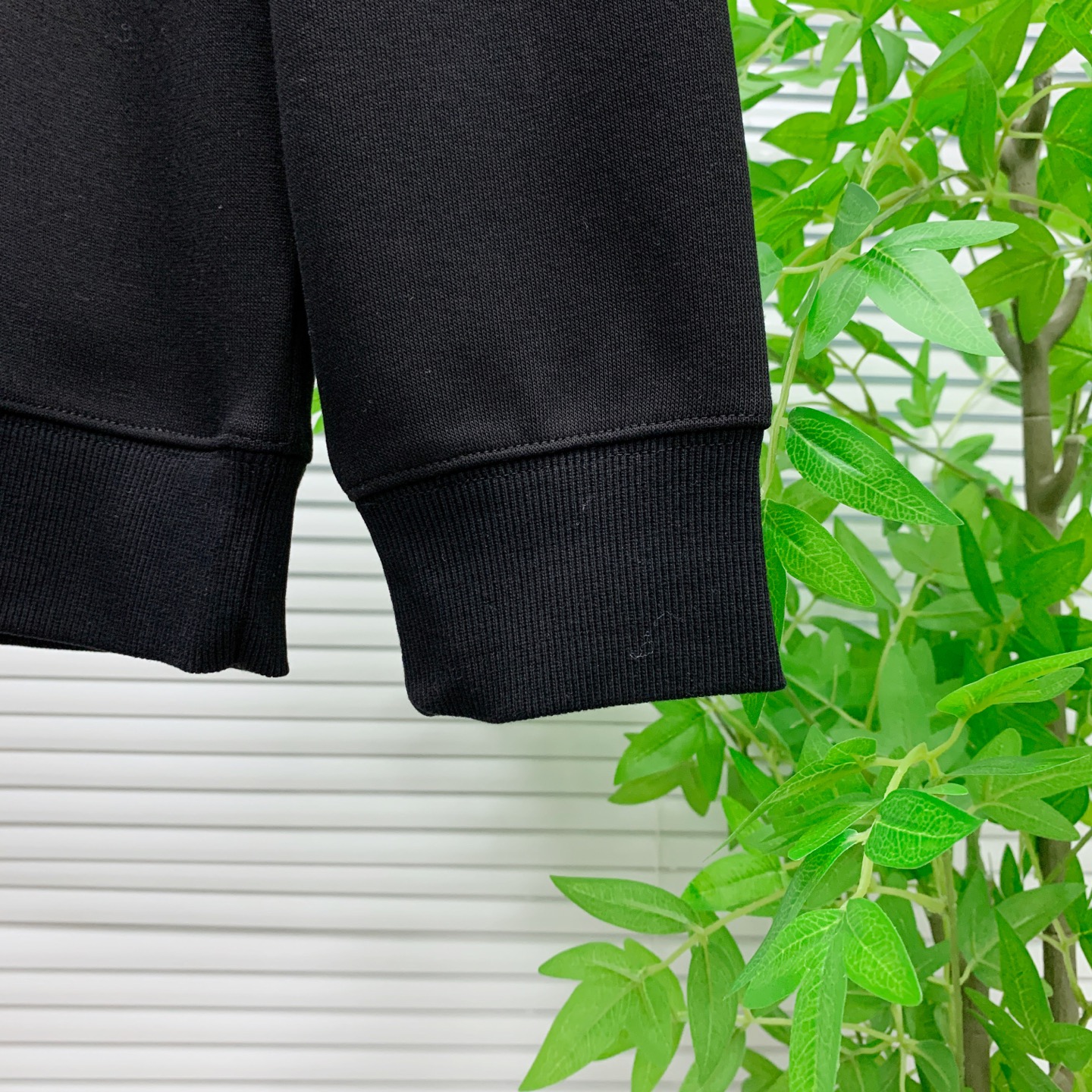 🌾罗意威25SS【新品】最新最顶级版本精美工艺圆领卫衣，最顶级的品质专柜原单套头衫，顶级制作工艺进口面料