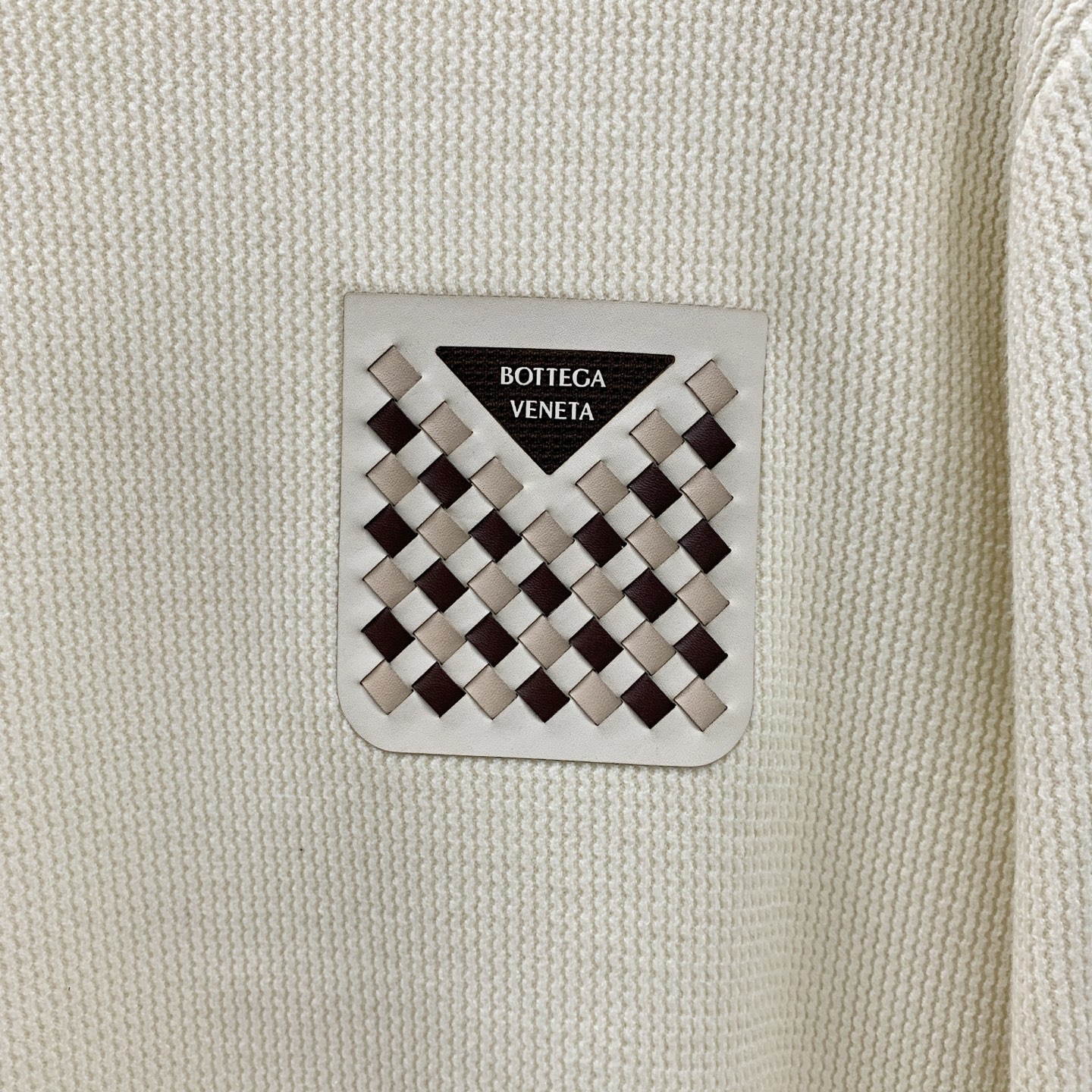 🌾 BV 25ss秋冬【新品】毛衣专供狠货，进口原版科技羊毛精纺！精细针织一体，色彩混织纯手工技艺呈现 