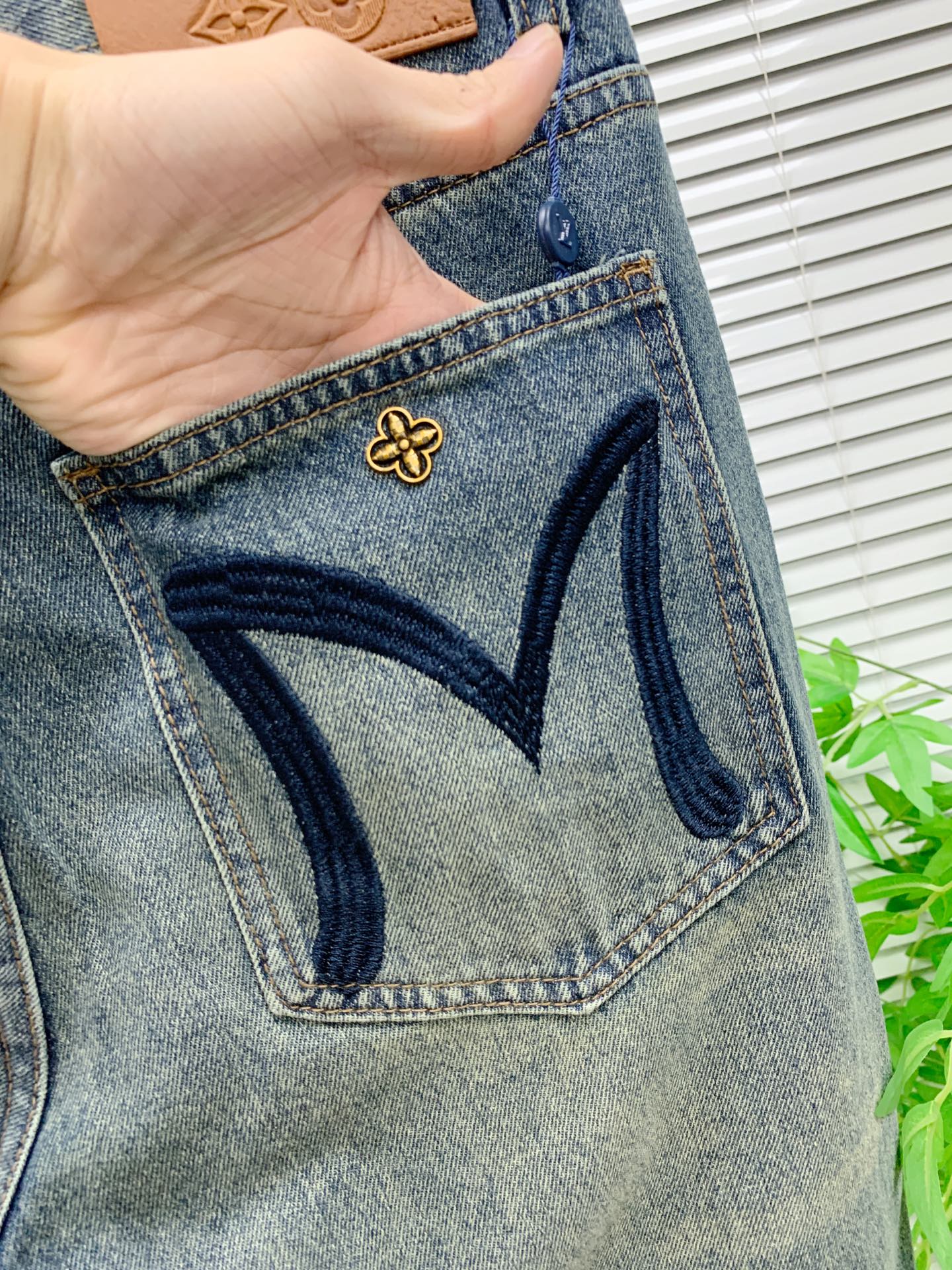 P LV【新品】高端独家发售 26SS四季款超燃炸街系列之最牛仔裤 独家隆重推出 原版定制高端品质面料 