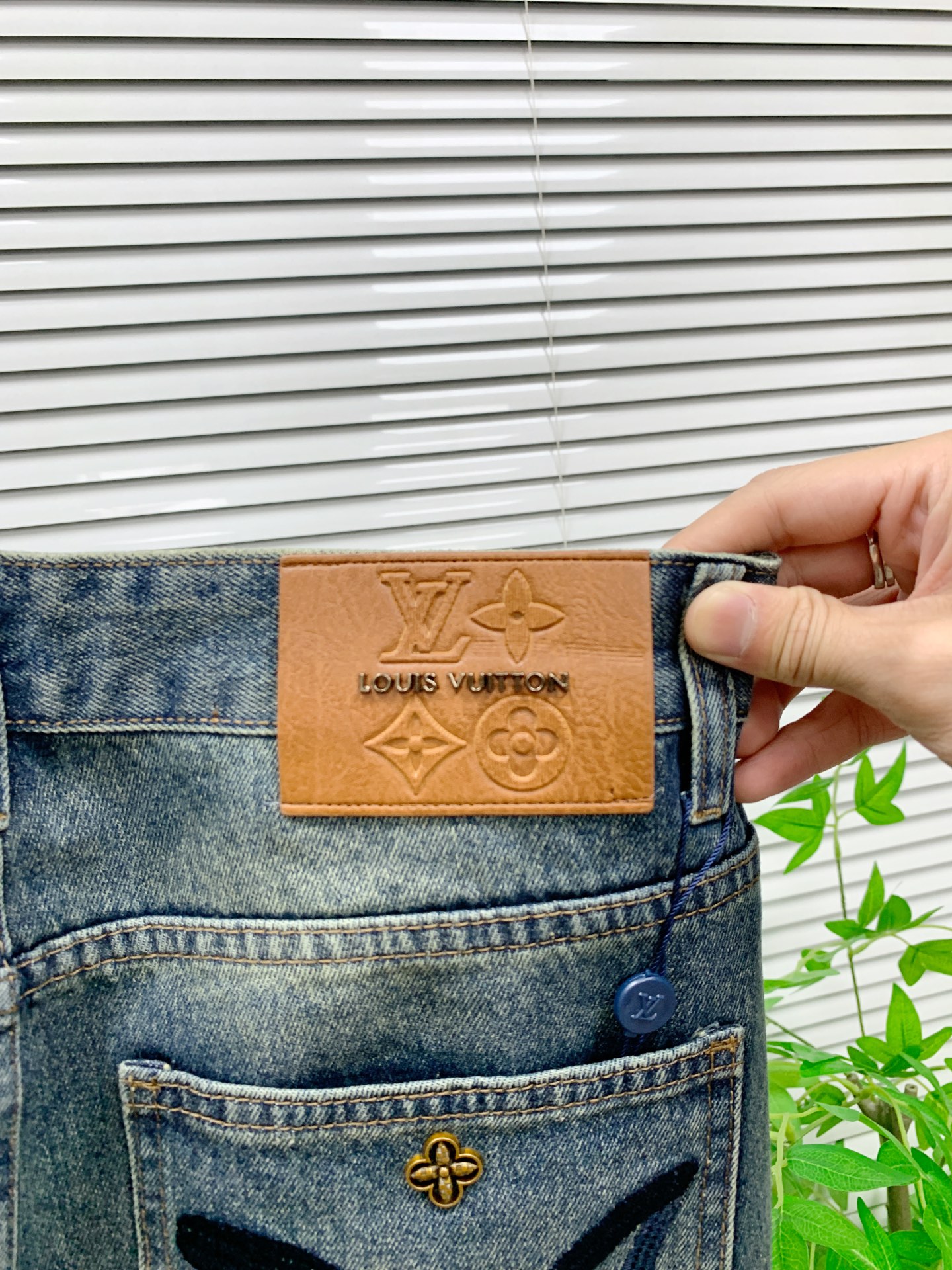 P LV【新品】高端独家发售 26SS四季款超燃炸街系列之最牛仔裤 独家隆重推出 原版定制高端品质面料 