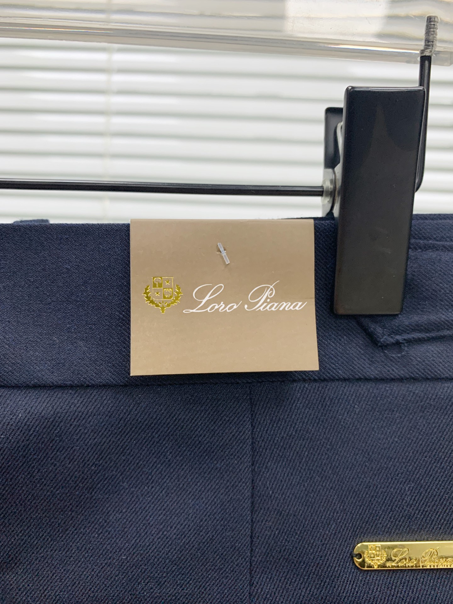 🔥L年新款正装休闲西裤🔥专柜热销款 品味与价值共享 颜色超级好看 身穿着非常舒适 低调不失奢华 穿出去非