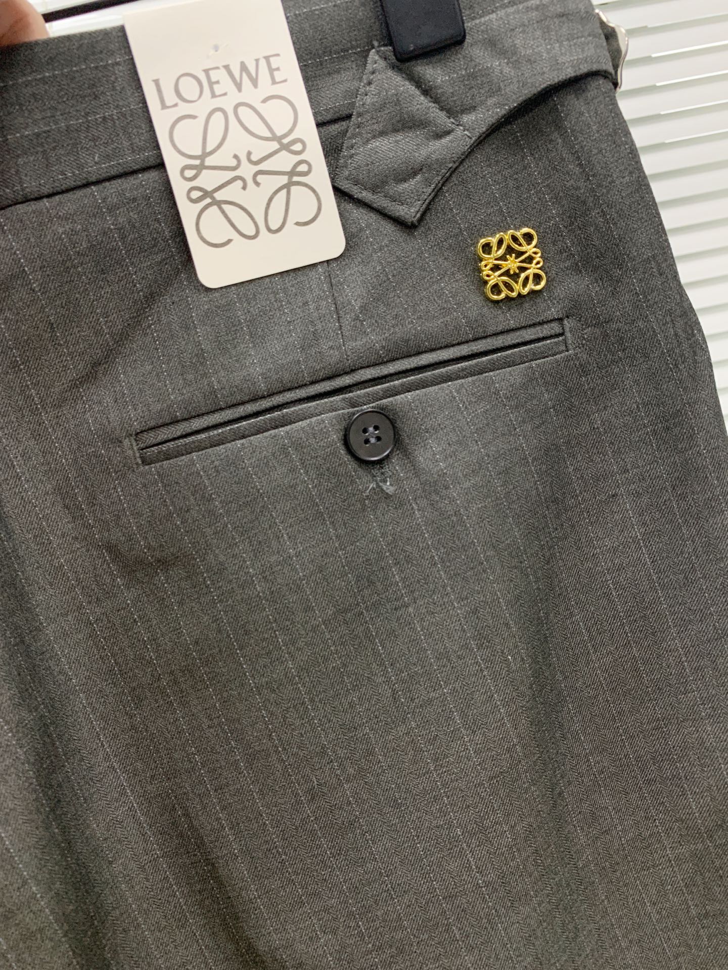 🔥罗意威26年新款正装休闲西裤🔥专柜热销款 品味与价值共享 颜色超级好看 身穿着非常舒适 低调不失奢华 