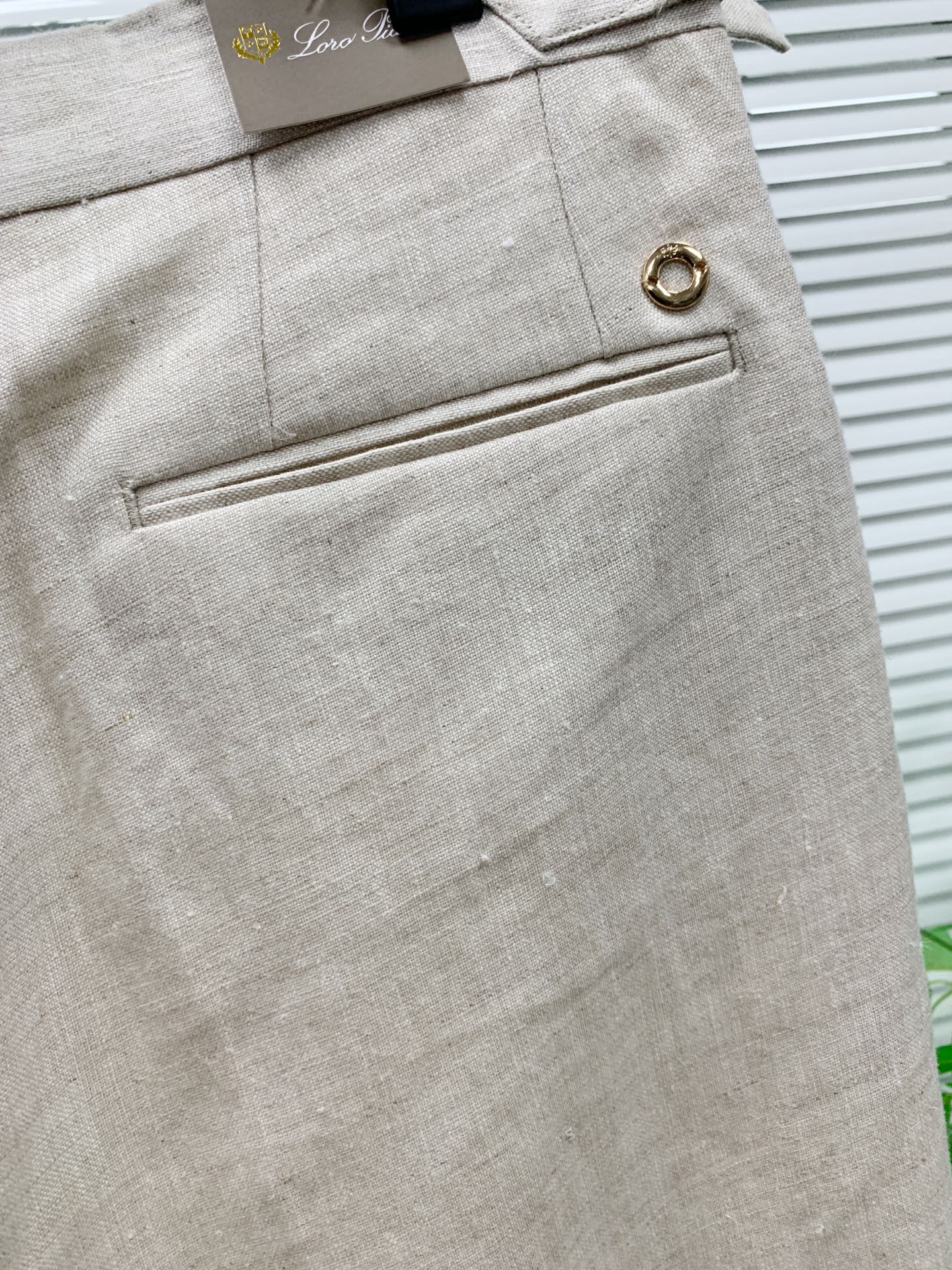 🔥L年新款棉麻休闲西裤🔥专柜热销款 品味与价值共享 颜色超级好看 身穿着非常舒适 低调不失奢华 穿出去非