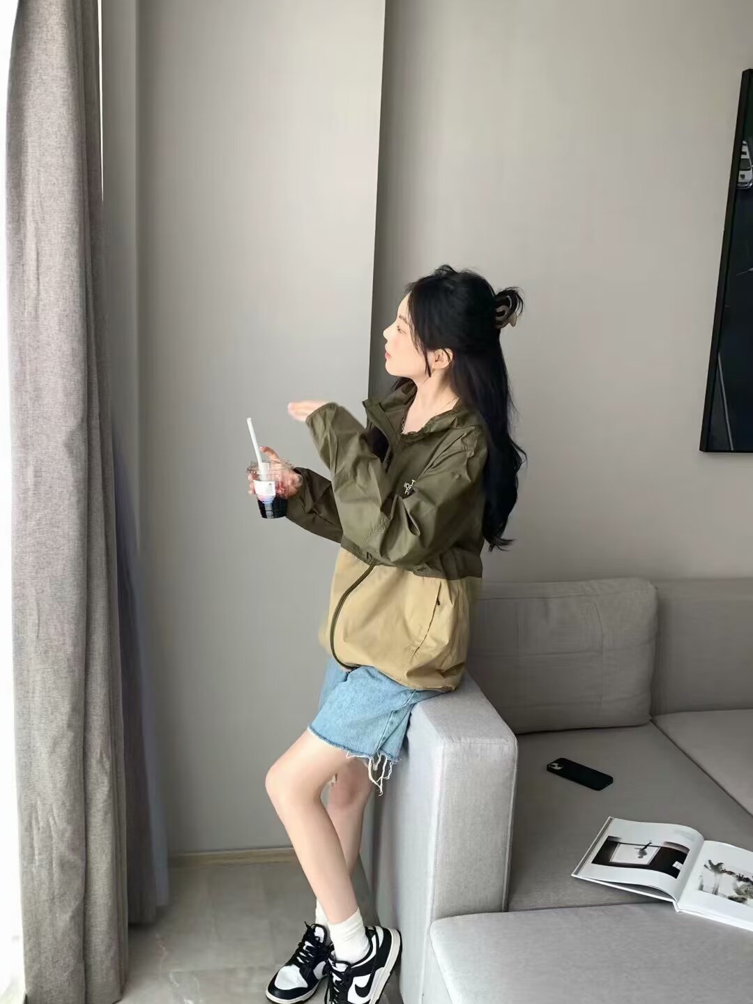 【莆田品质篇】售价:75💰莆田物流品质♻️实物拍摄如图所示不断货版本,原标吊牌
【品牌】: 北面
【款号】: XM-8337皮薄
【尺码】: S-3XL
【颜色】: 兰色，军绿色，
【面料】: 聚酯纤维，
即转即卖 ，做工精细无线头,休闲运动必备.市面最高品质！ 即转即卖.