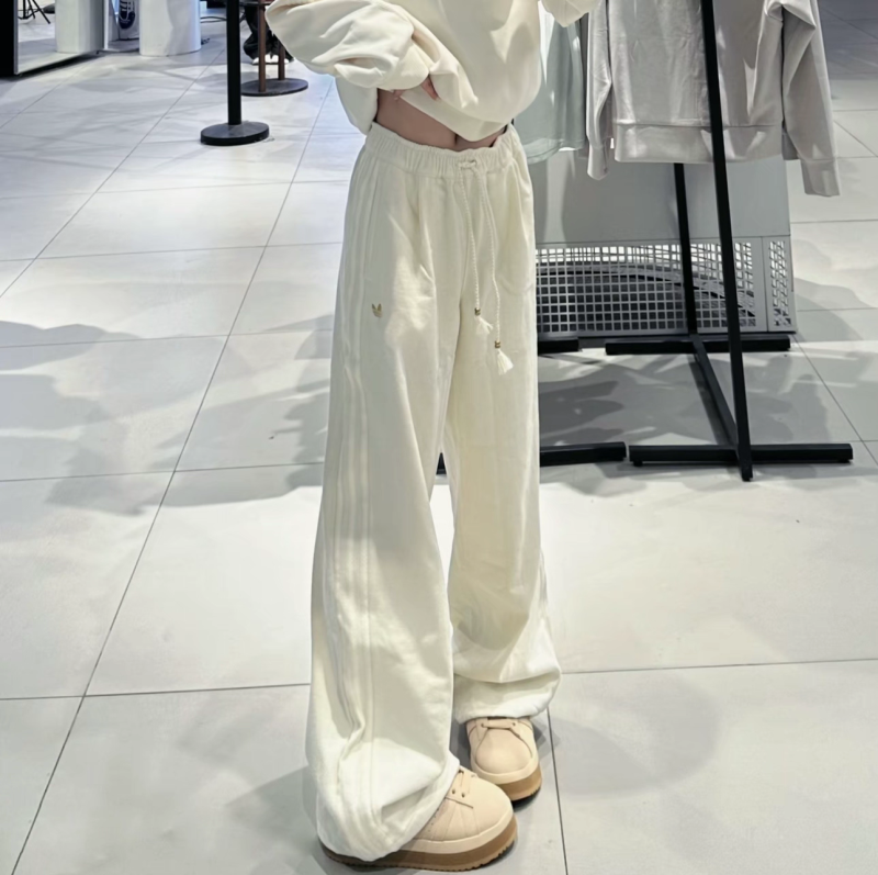 _d8c9sVRk-JCpyOOsMGCGKqKtcLp1ZXzSk0sXgwQ