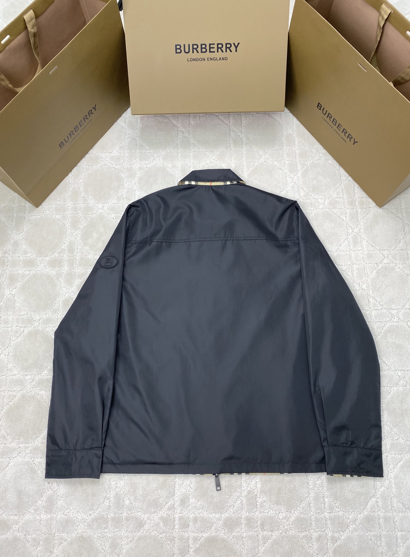 博柏利 Burberry 高级成衣风衣外套及大衣服饰 #9BD2F959 2