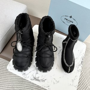 Prada Snow Boots White Duck Down Winter Collection