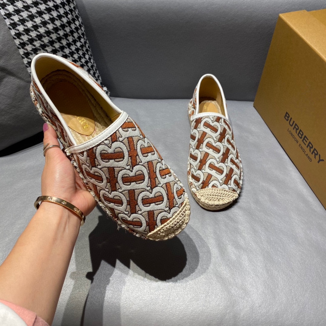 Precio de fábrica. Burberry de alta calidad últimos modelos de los hombres de un estribos Lefebvre z