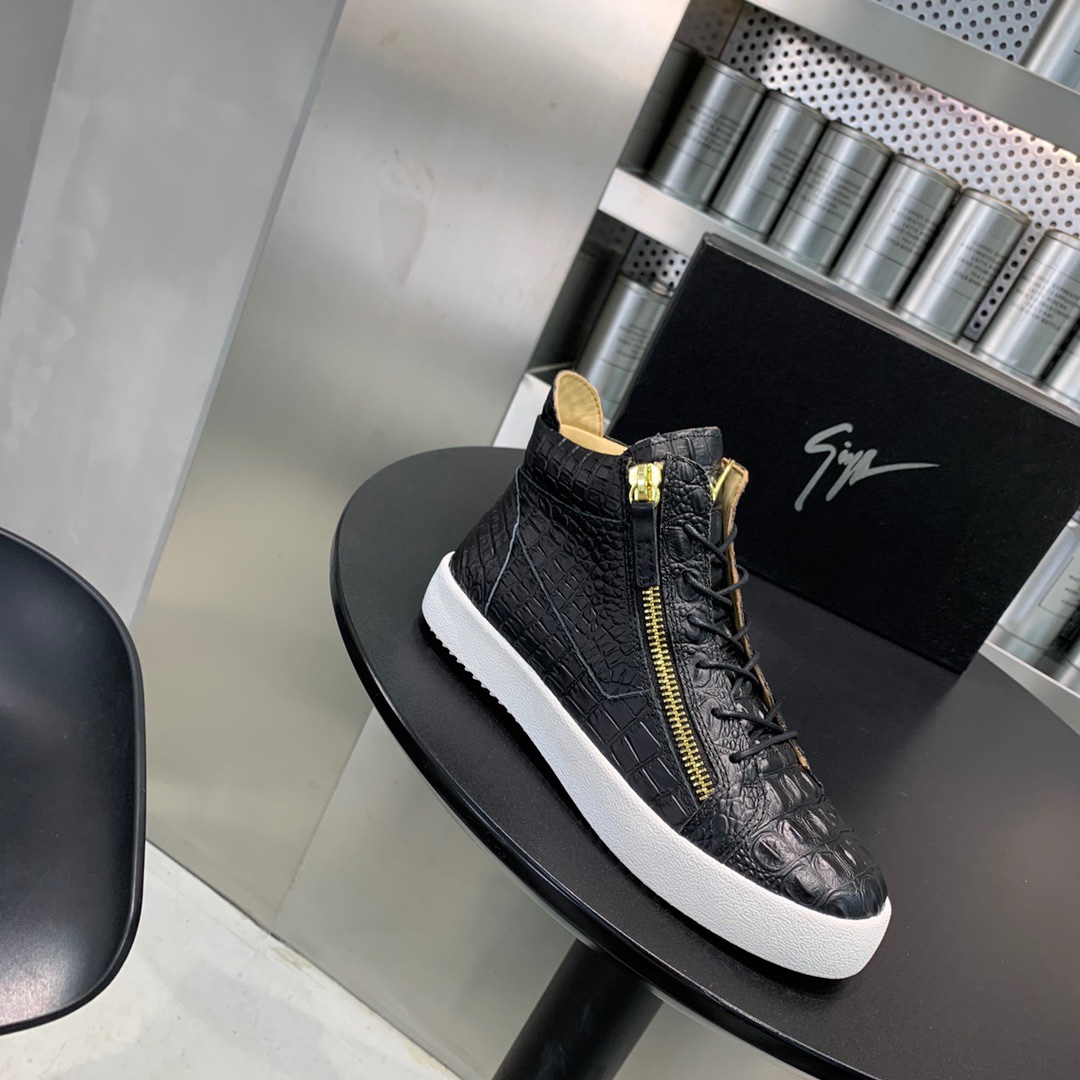 、，（）1:1（1:1）Giuseppe Zanotti1:1，． ¡Giuseppe Zanotti, de moda y único, zapatos de los hombres casuale