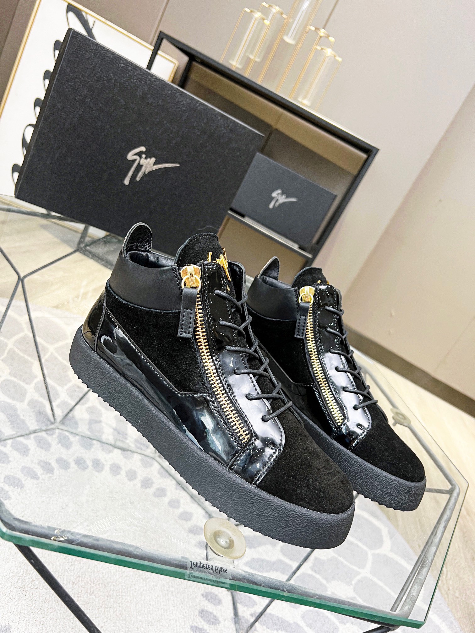 、，（）1:1（1:1）Giuseppe Zanotti1:1，． ¡Giuseppe Zanotti, de moda y único, zapatos de los hombres casuale