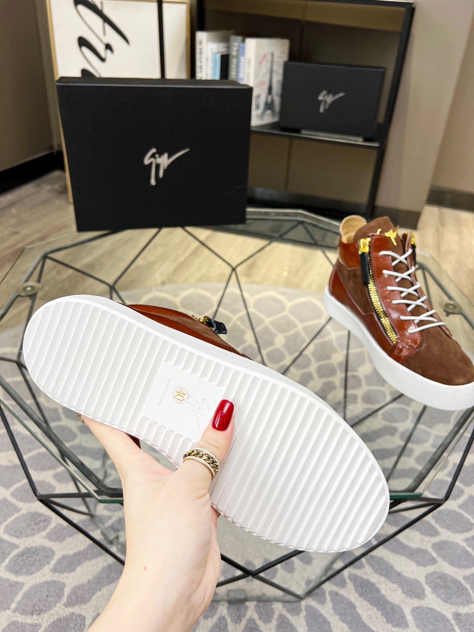 、，（）1:1（1:1）Giuseppe Zanotti1:1，． ¡Giuseppe Zanotti, de moda y único, zapatos de los hombres casuale
