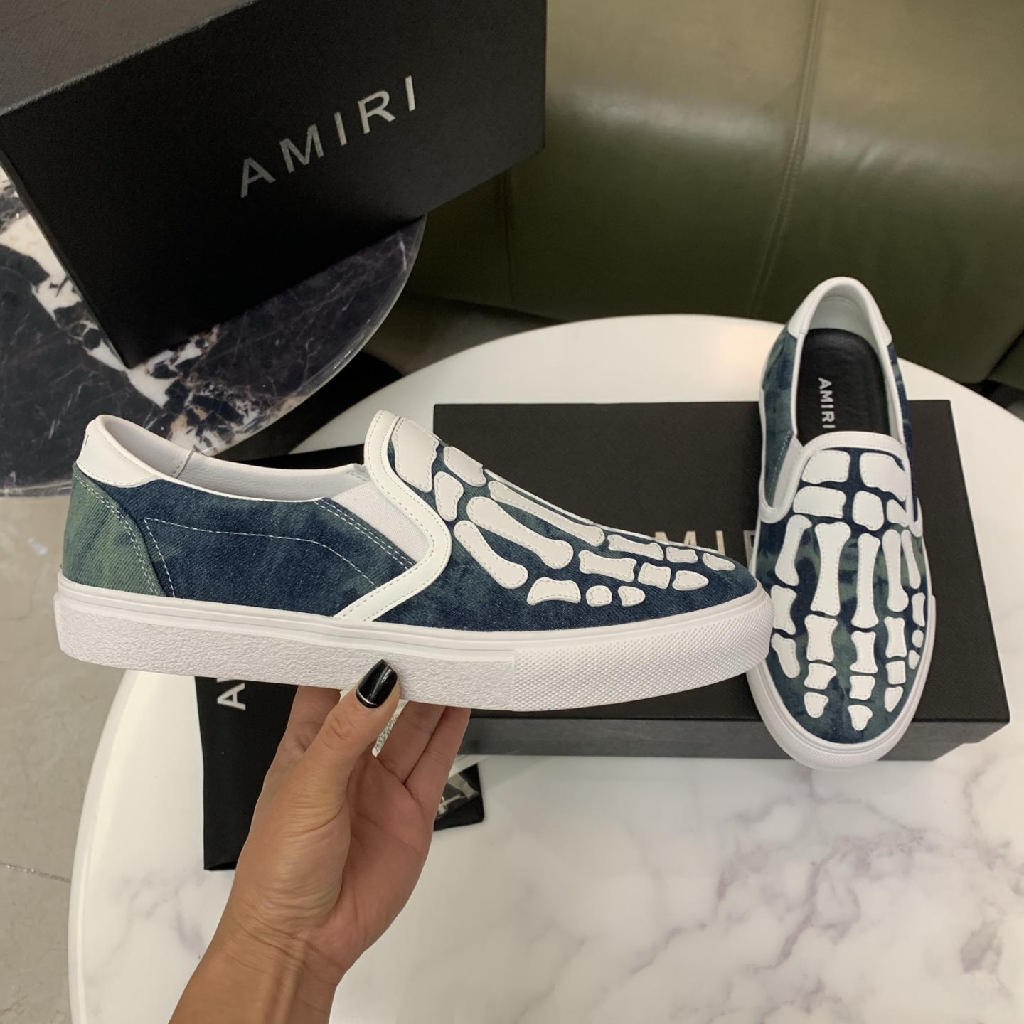 Amiri Men's Bone Design Leather Slip-On Sneakers 8 i1744094383007 7670 0 6