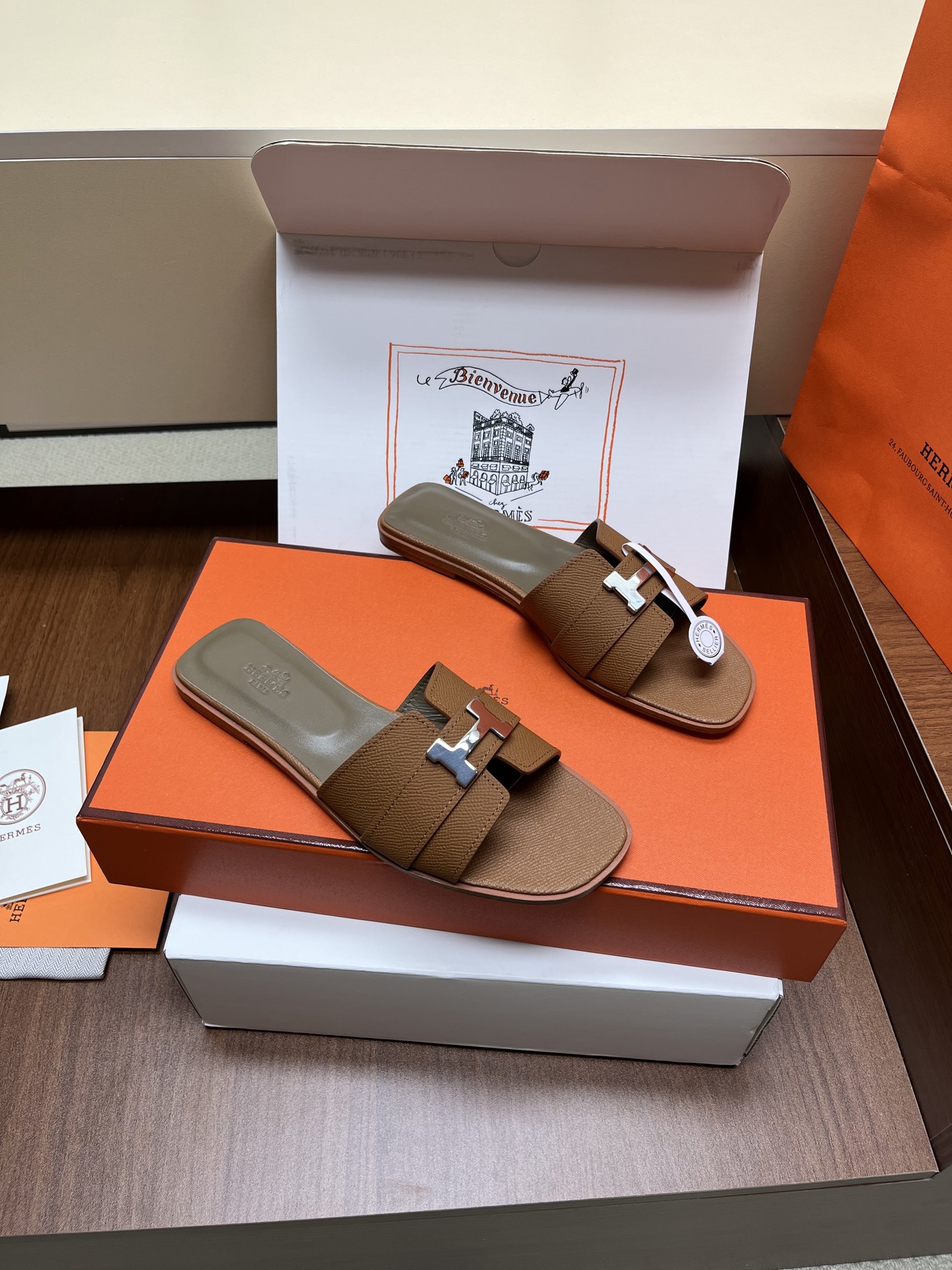 Hermes Slides