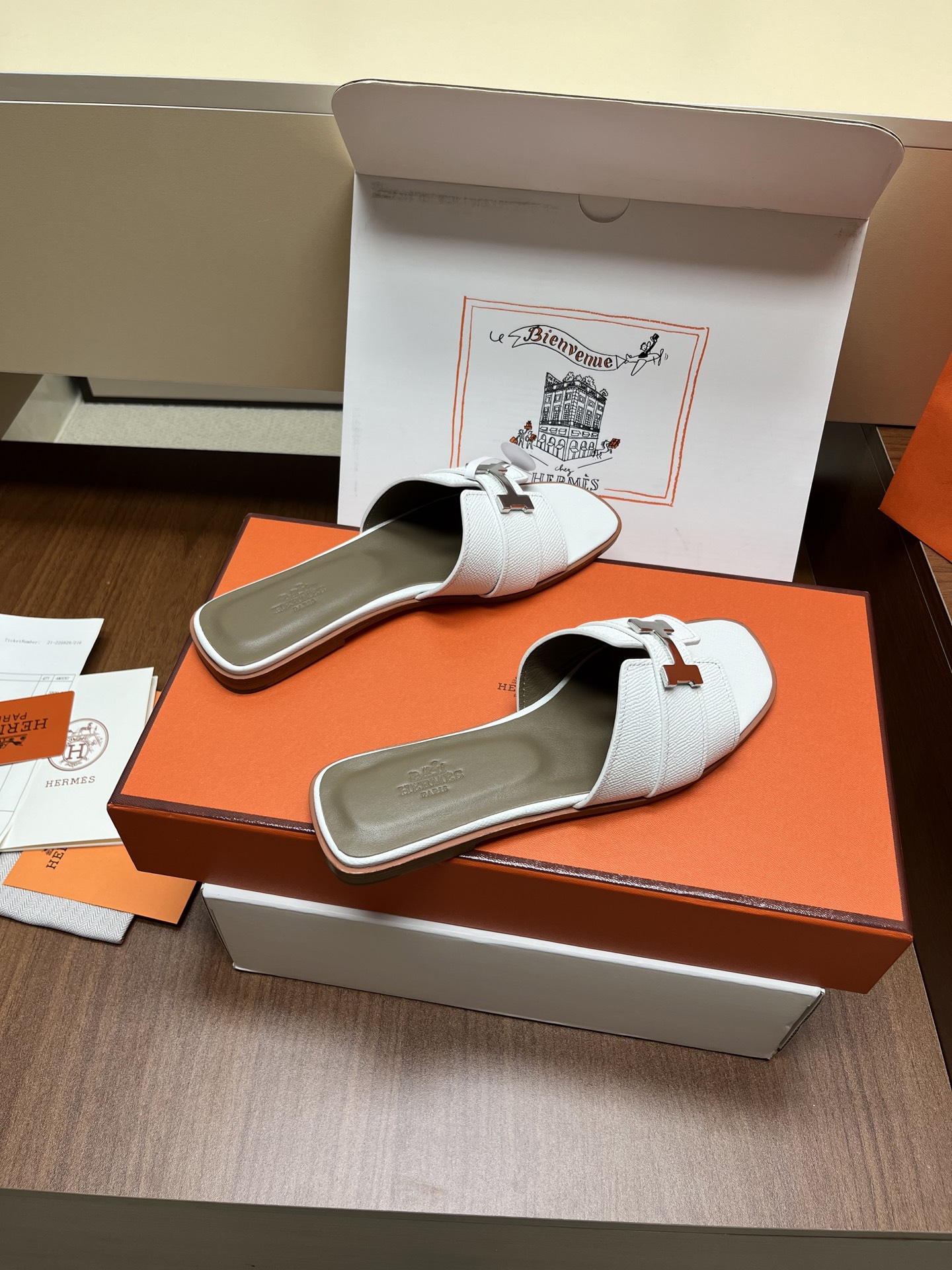 Hermes Slides