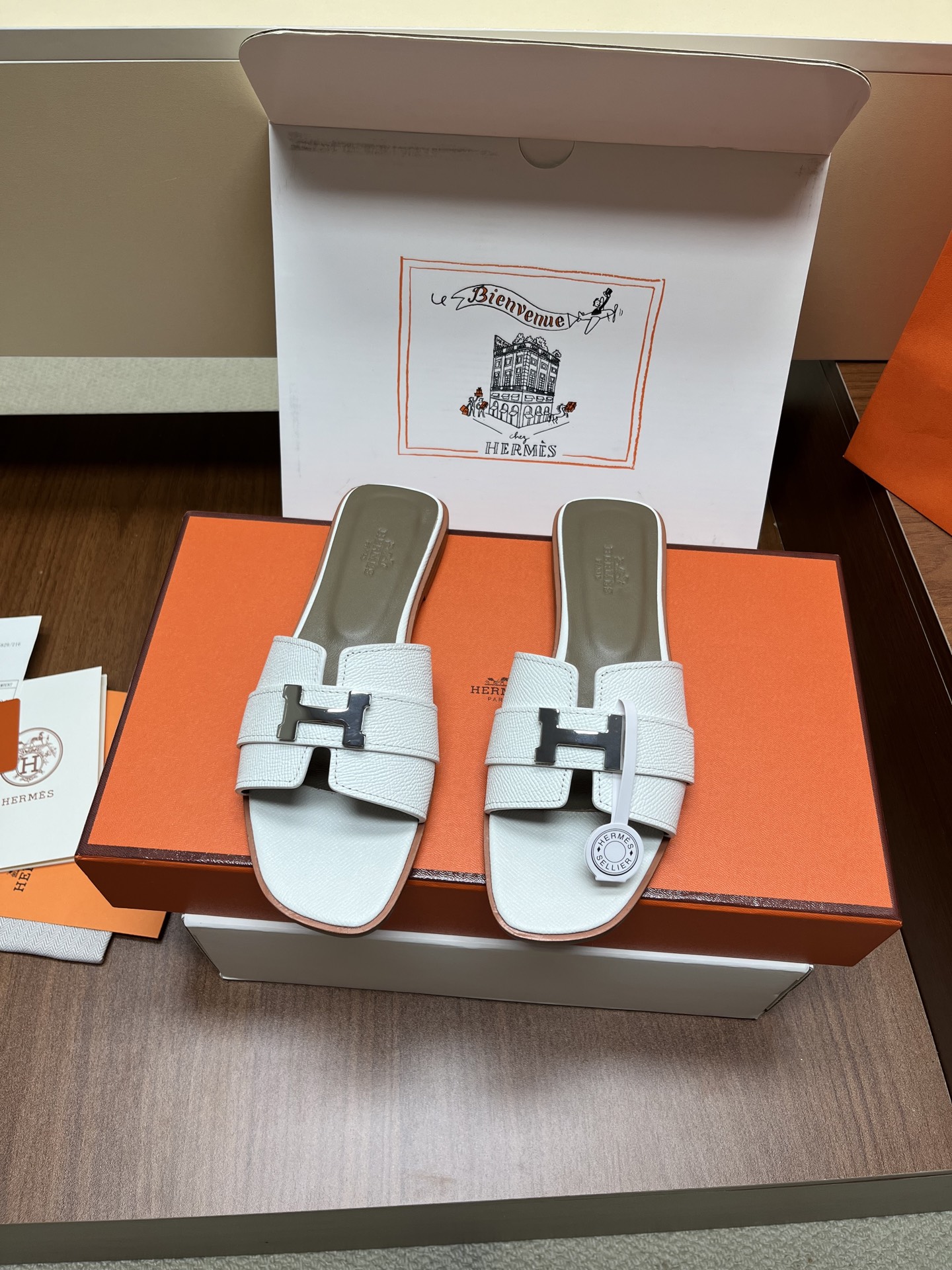 Hermes Slides