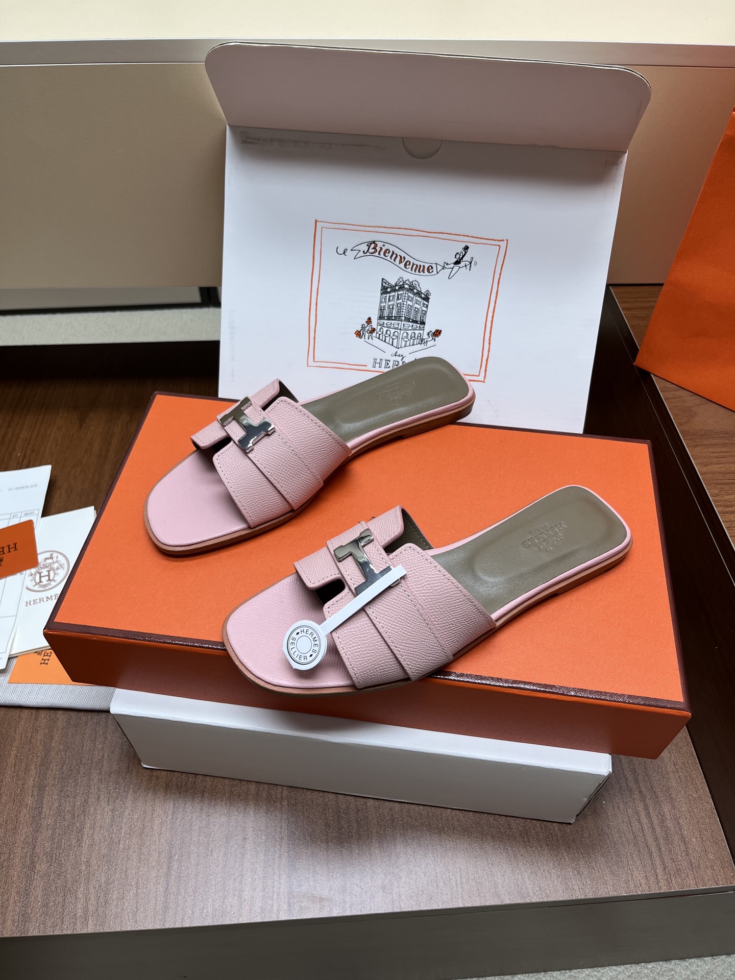 Hermes Slides