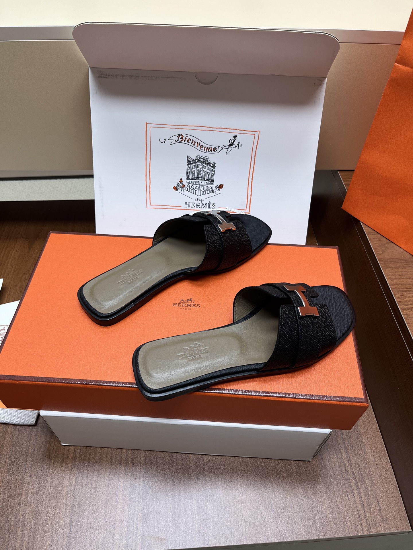 Hermes Slides