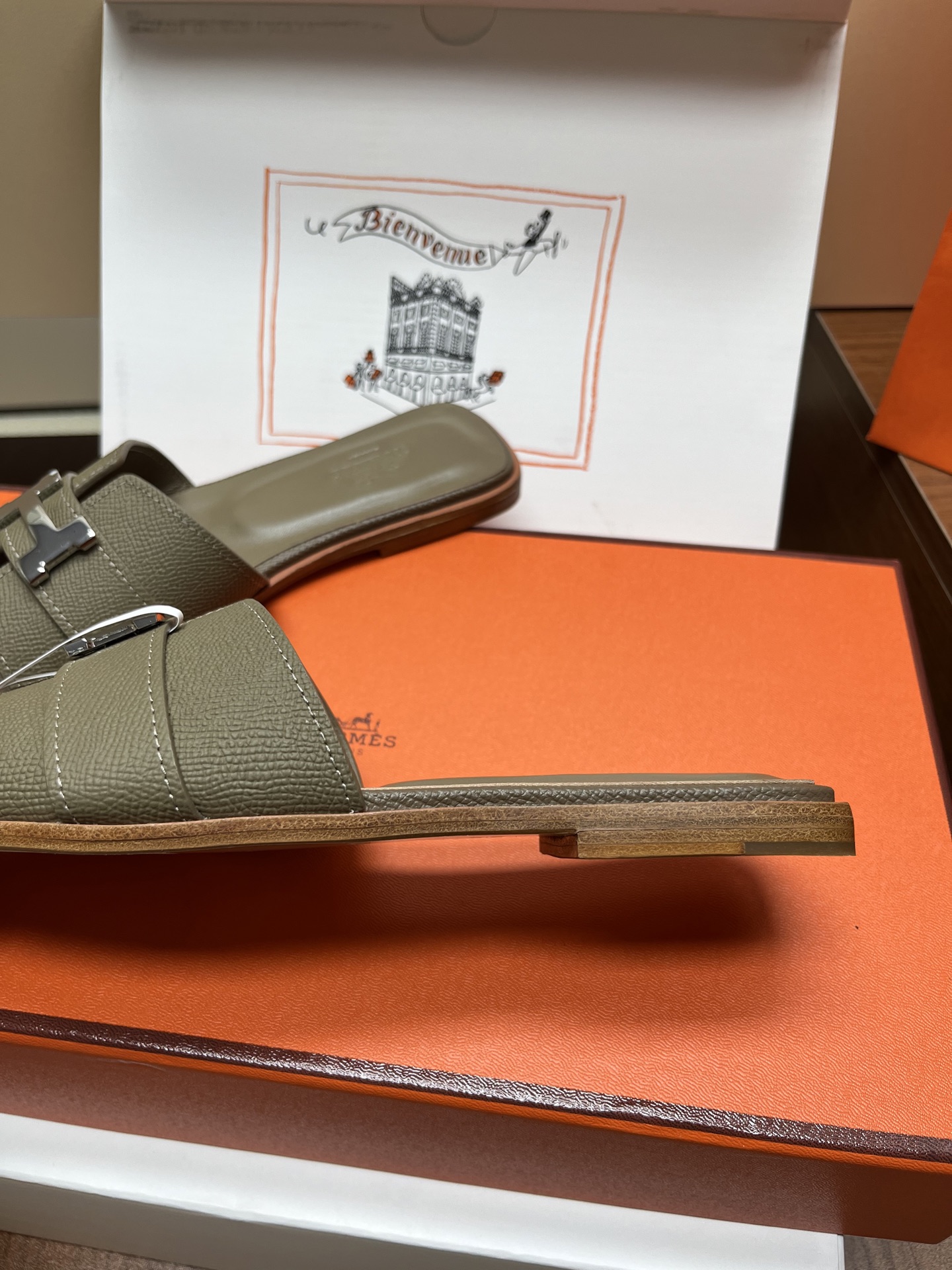 Hermes Slides